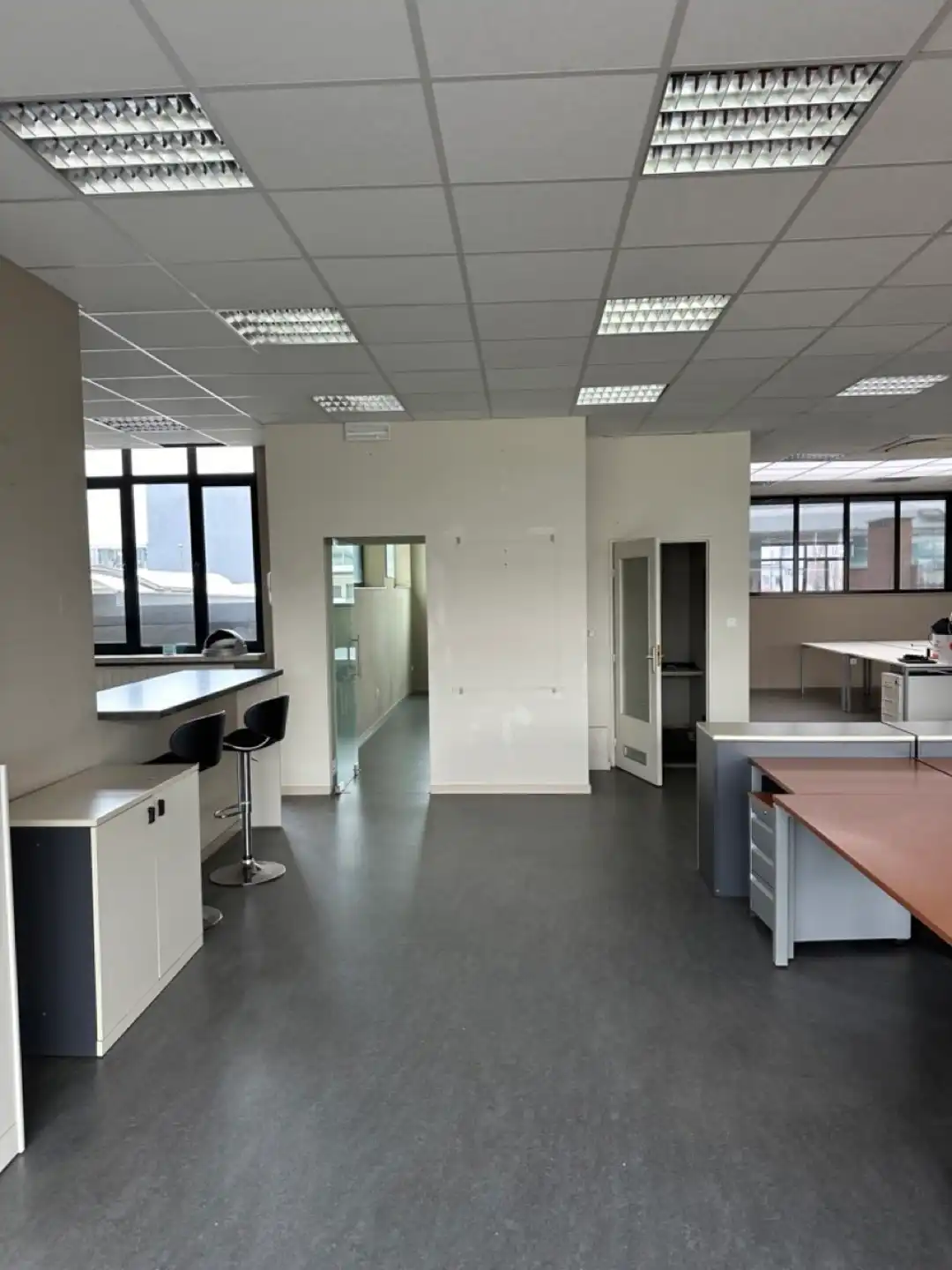 TE HUUR Kantoor foto 2