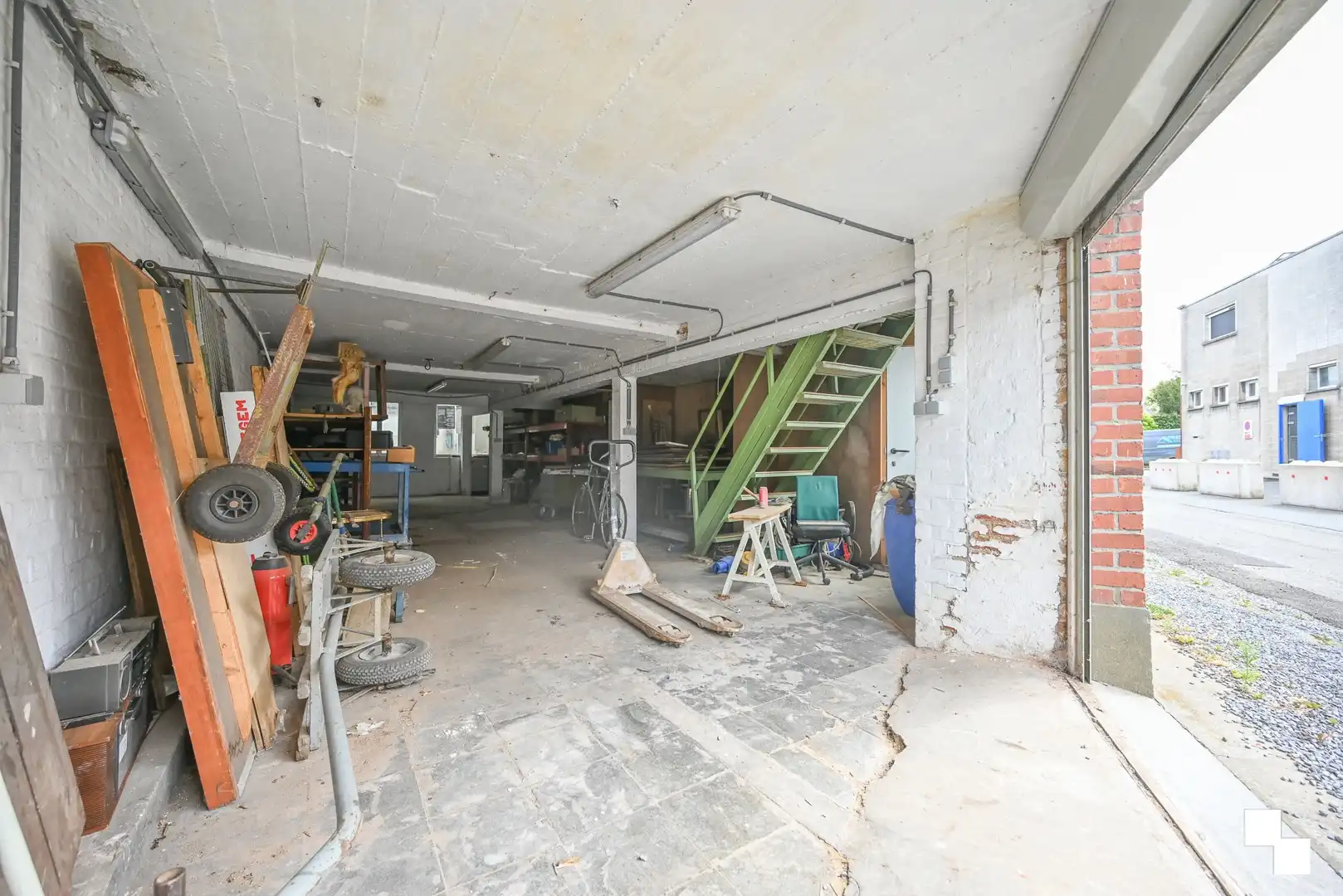 Verhuurde woning met loods te Izegem foto 10