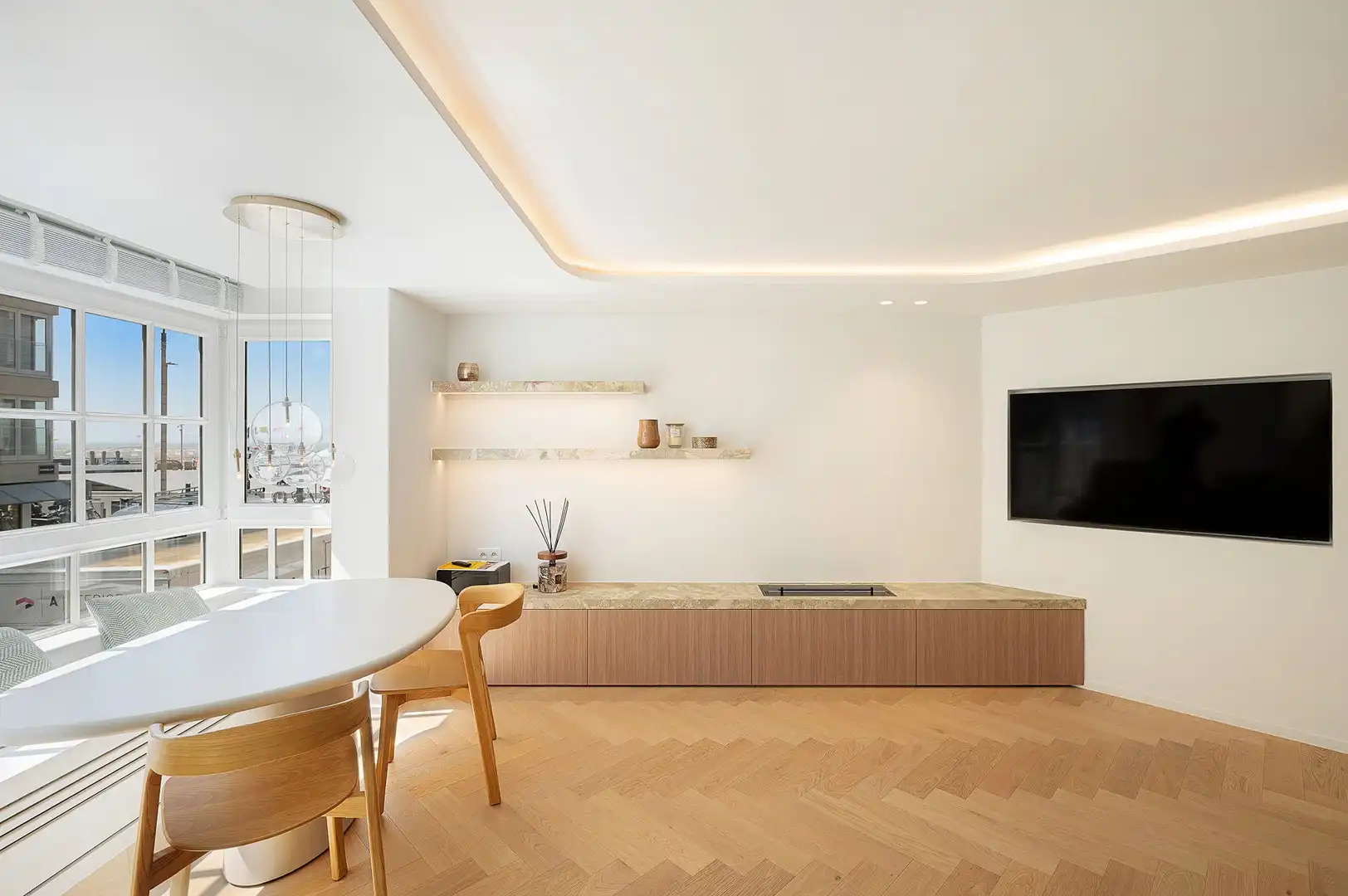 Gerenoveerd 3 slaapkamerappartement met zijdelings zeezicht. foto 9