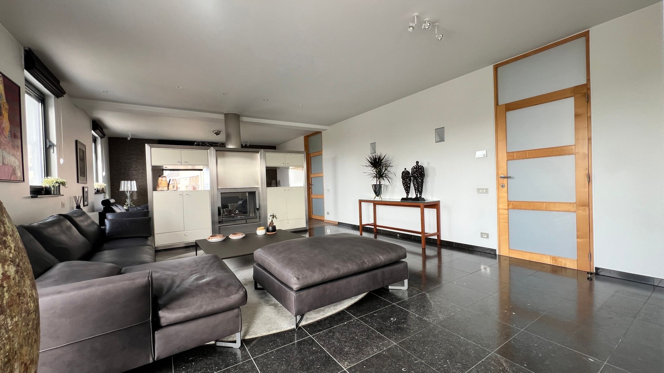 Exclusieve villa met adembenemend uitzicht en luxueuze voorzieningen foto 4