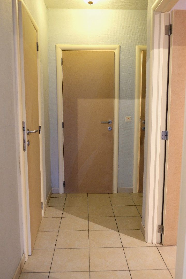 Op te frissen appartement met 2 slaapkamers centrum Zottegem foto 10