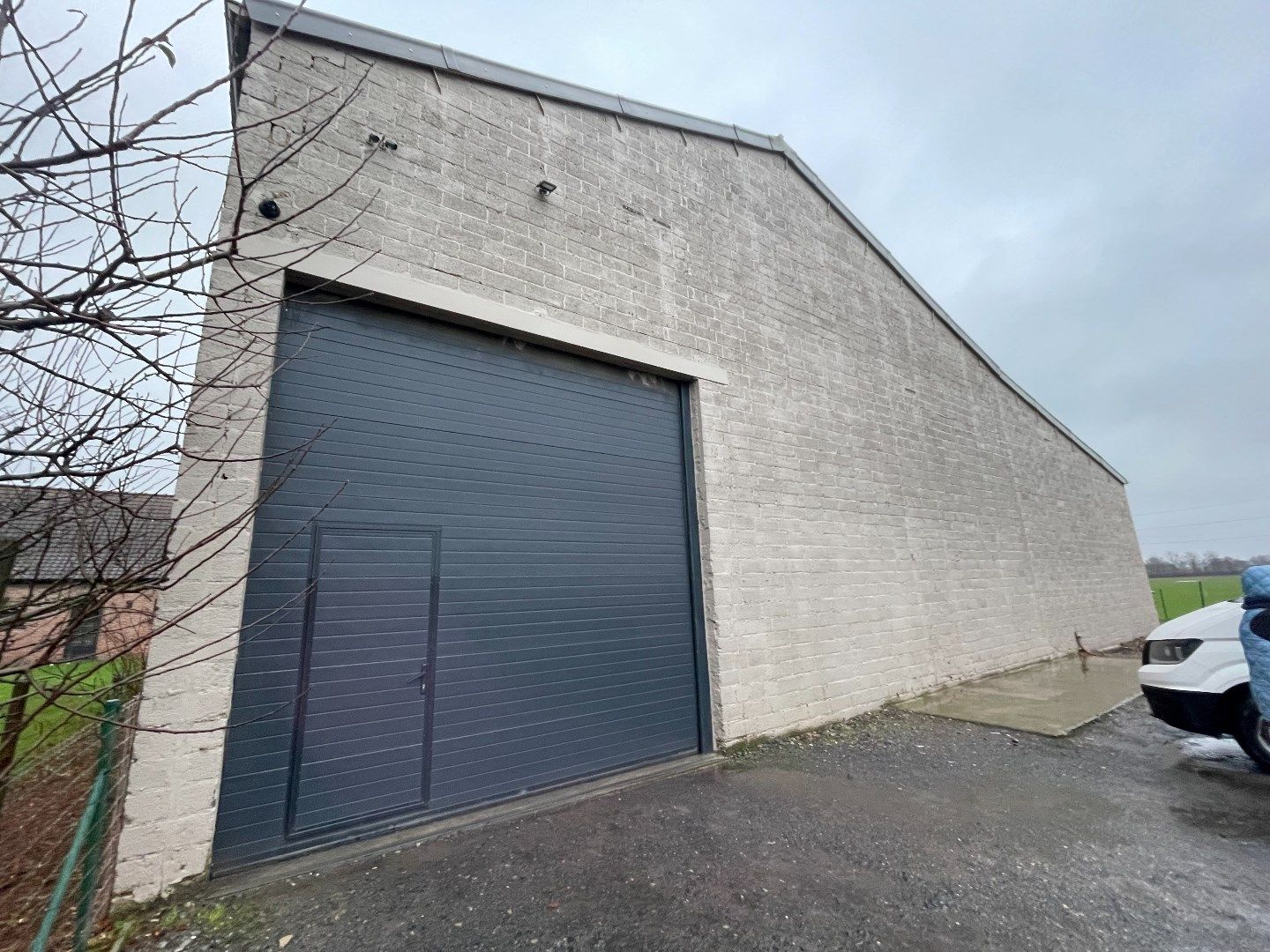 Magazijn ( 300m²) gelegen te Olsene foto 8