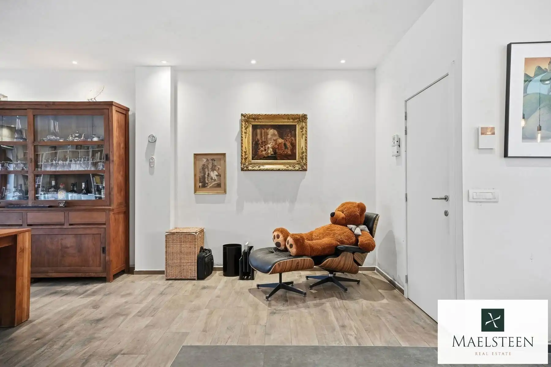 Ruime woning met parking in de binnenstad van Brugge foto 5