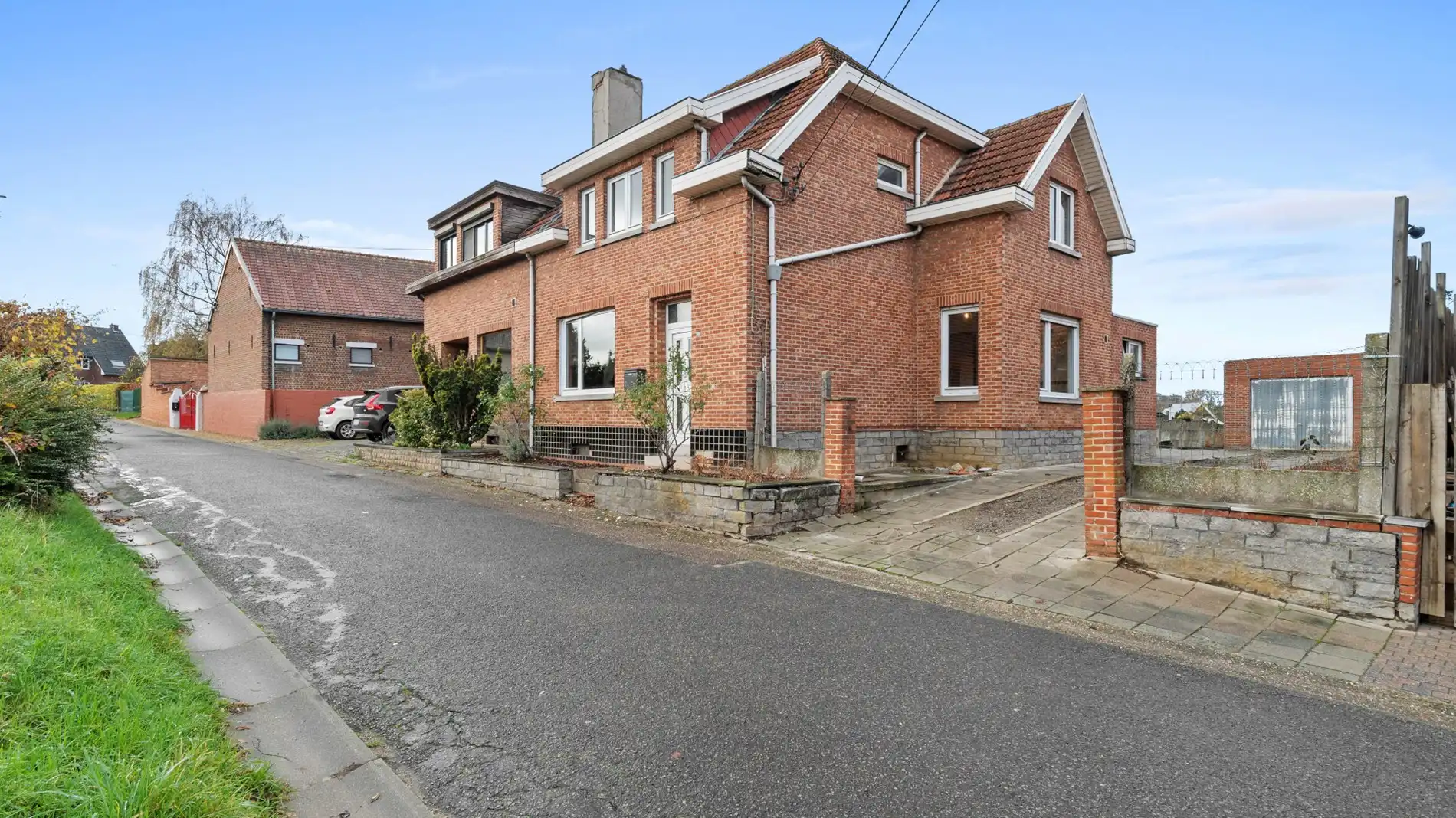 LINDEN 3-gevel woning 3 slks + mooie tuin foto 3