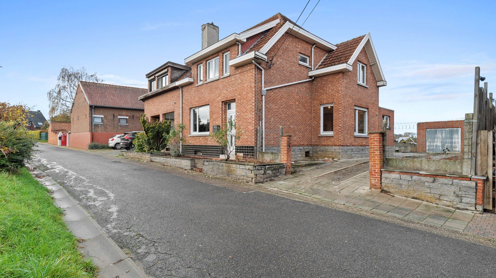 LINDEN 3-gevel woning 3 slks + mooie tuin foto 3