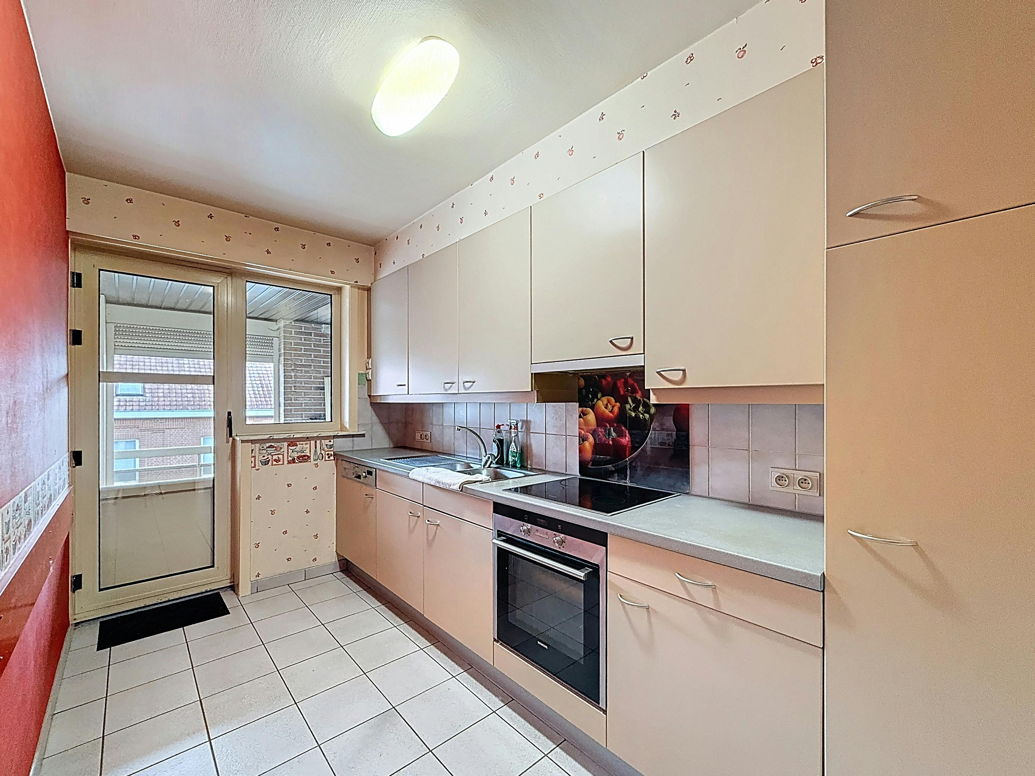 Appartement te koop in het centrum van Sint-Eloois-Vijve foto 5