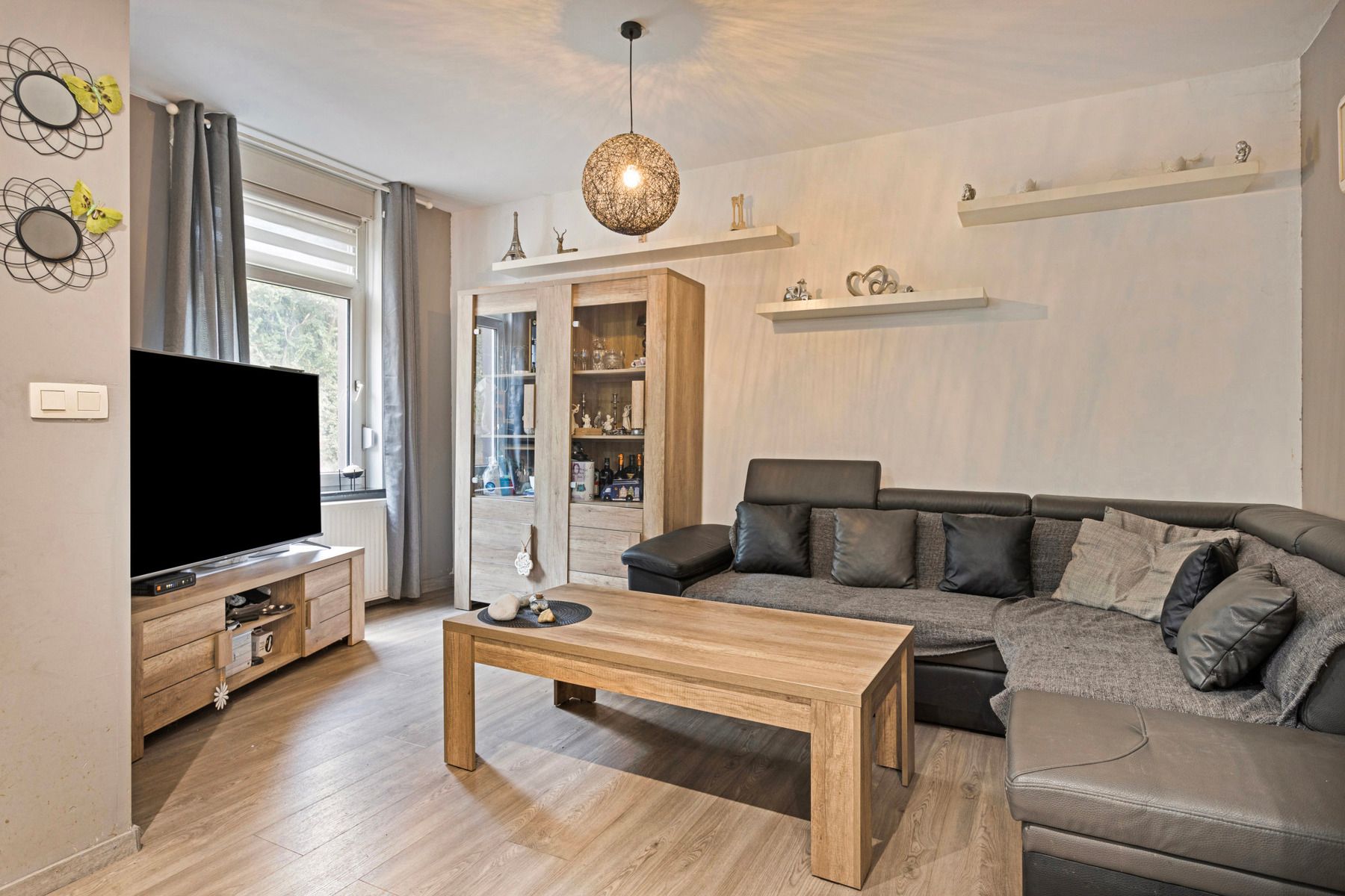 Huis te koop foto {{pictureIndex}}