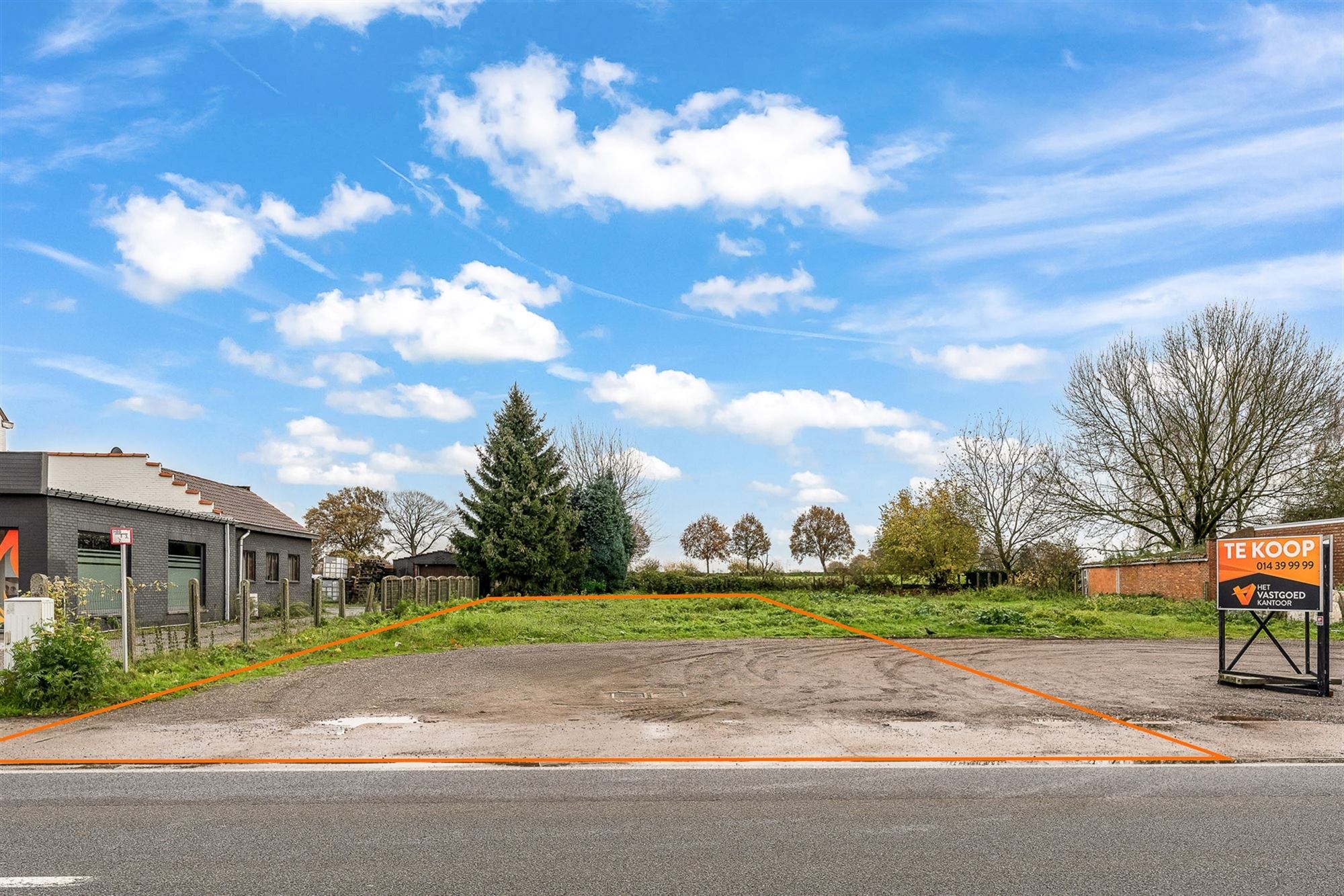 GOED GELEGEN BOUWGROND VAN 749M2 VOOR OPEN BEBOUWING foto 2