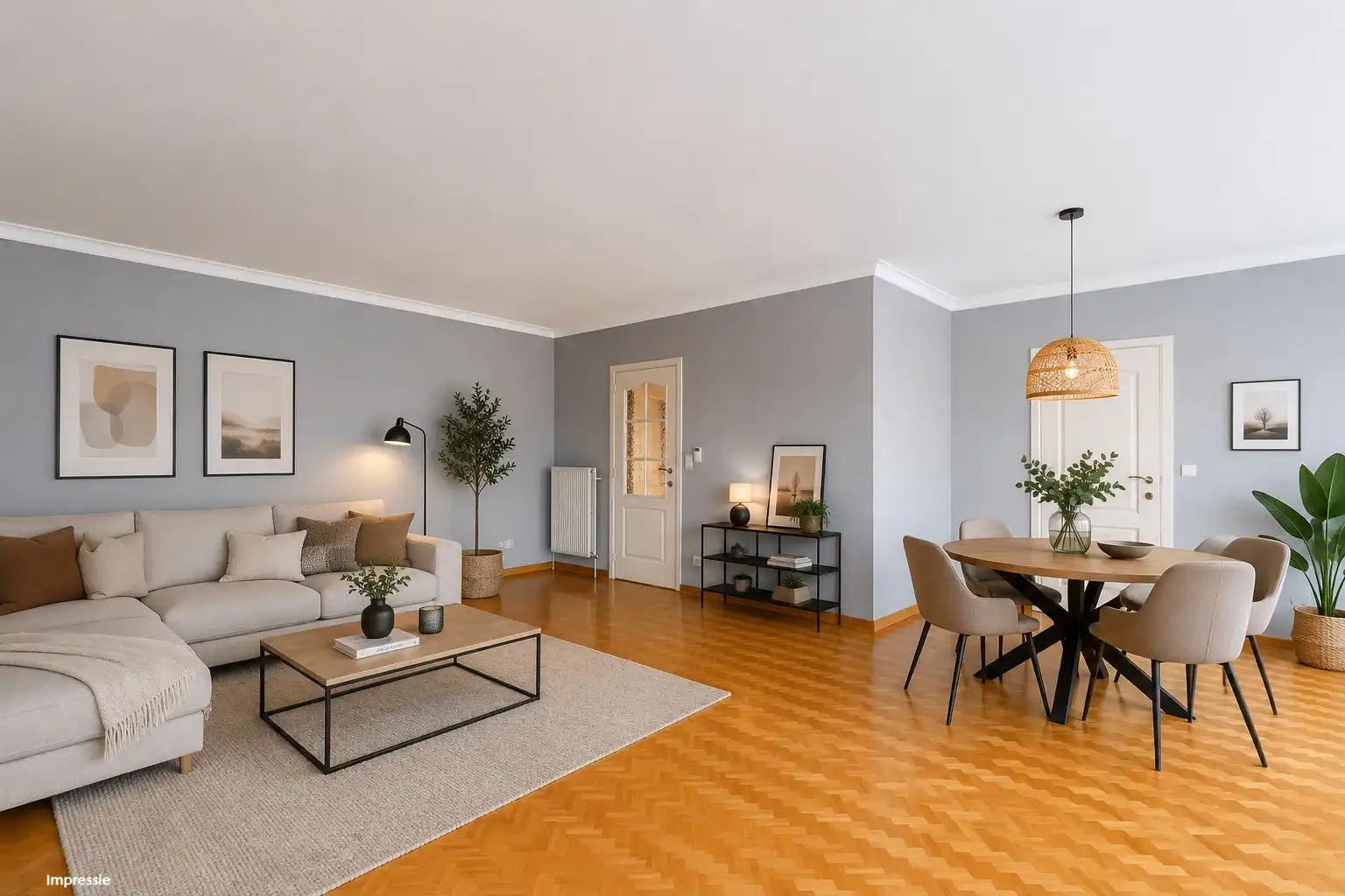 Centraal gelegen appartement met drie slaapkamers en veel lichtinval foto 3