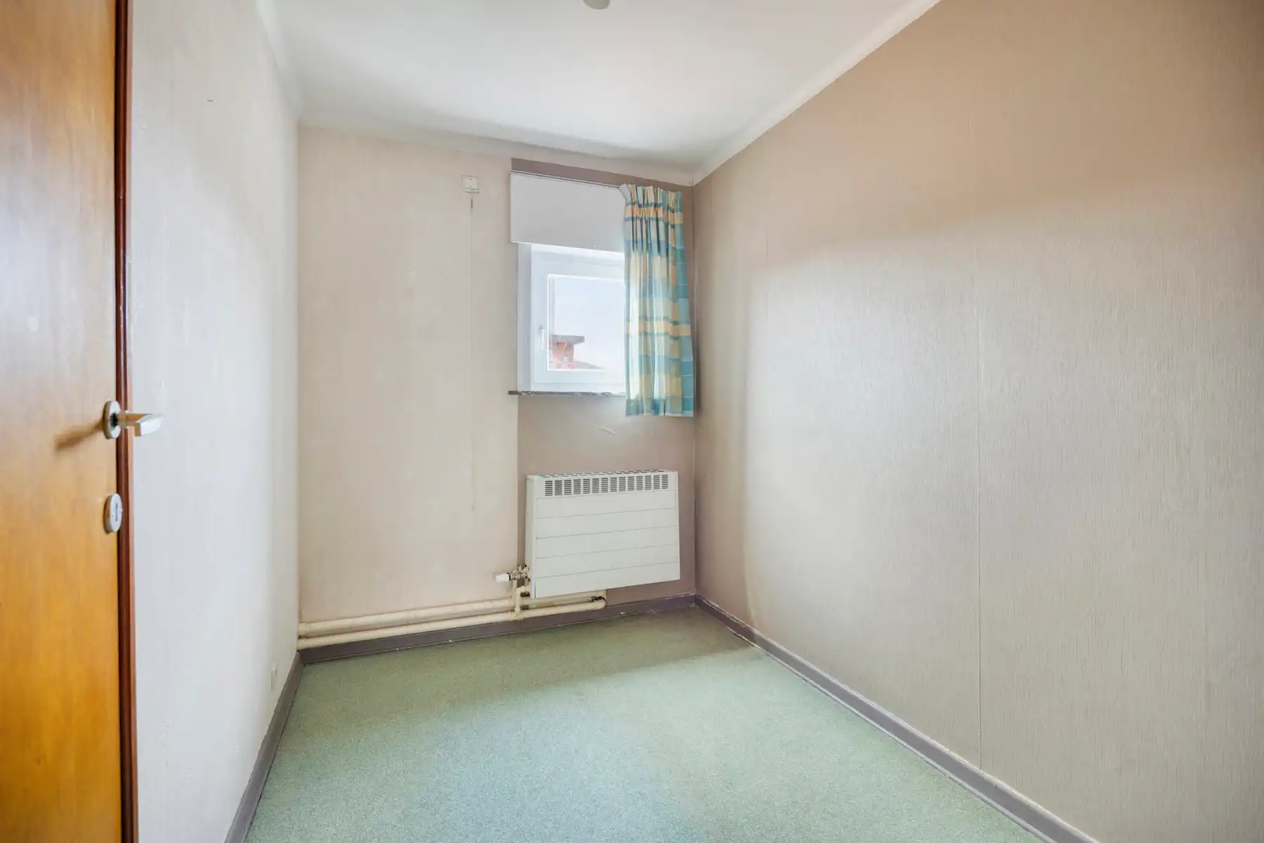 Te renoveren woning / projectgrond op centrale ligging  foto 17