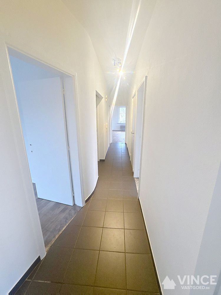 Ruim hoekappartement met maar liefst 3 slaapkamers en prachtig uitzicht foto 10