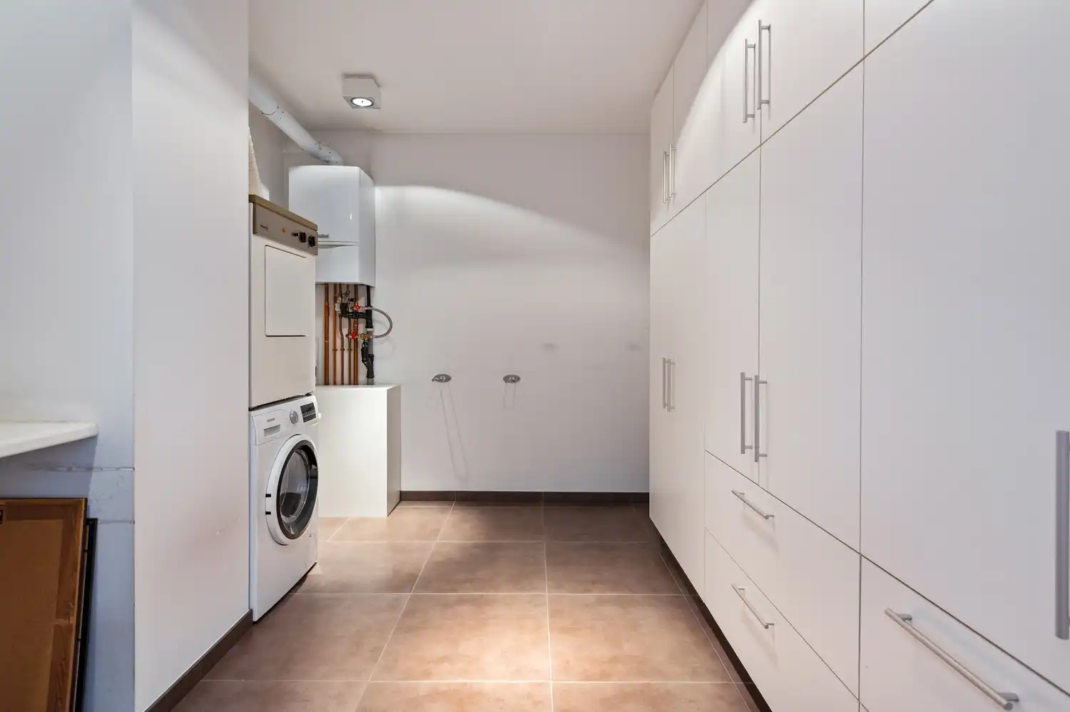 Waanzinnig ruim (193m²!!) luxe-appartement in het centrum van Wommelgem! foto 17