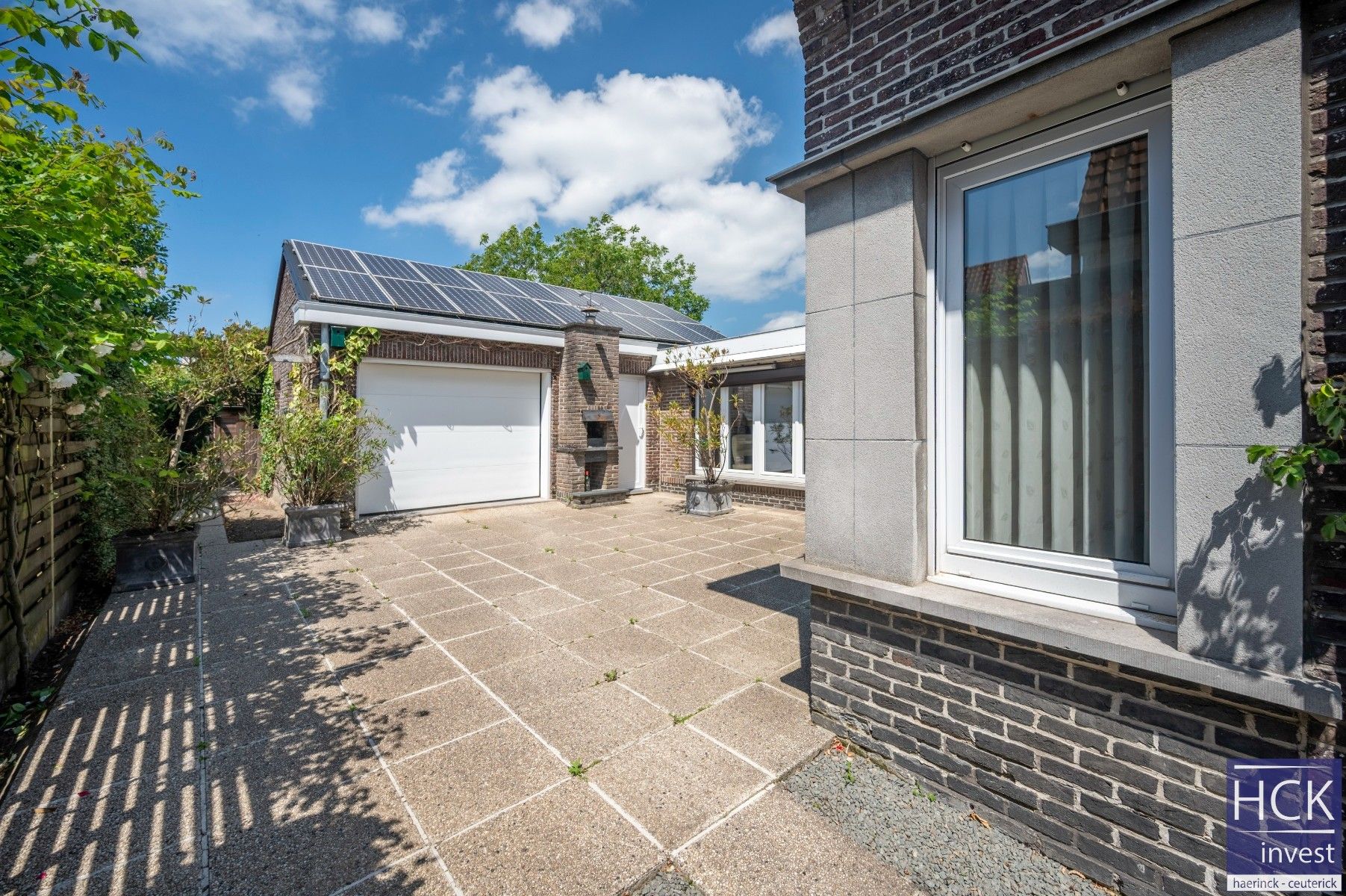 DEINZE - Alleenstaande villawoonst met 3 SLPK, tuin en garage foto 11