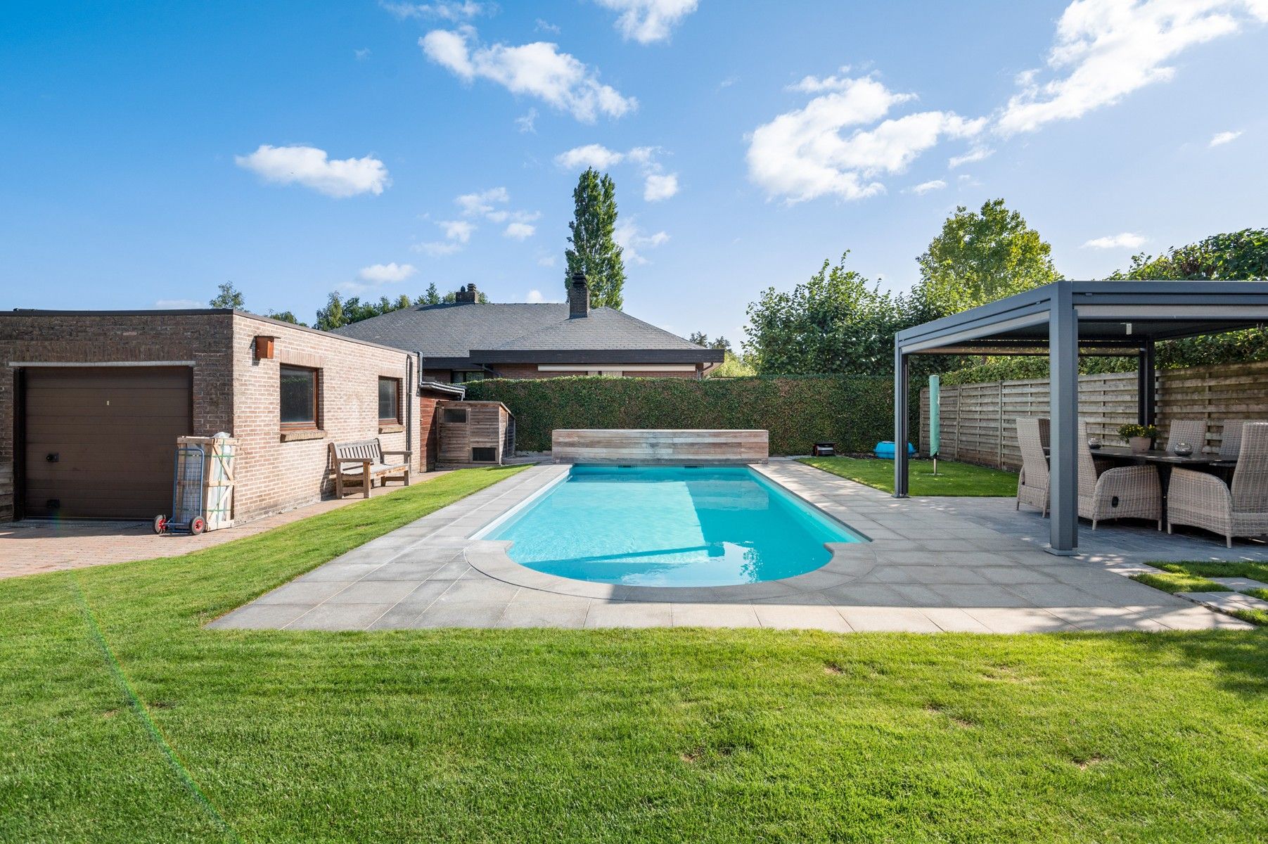 Uitstekend gelegen en energiezuinige woning foto 4