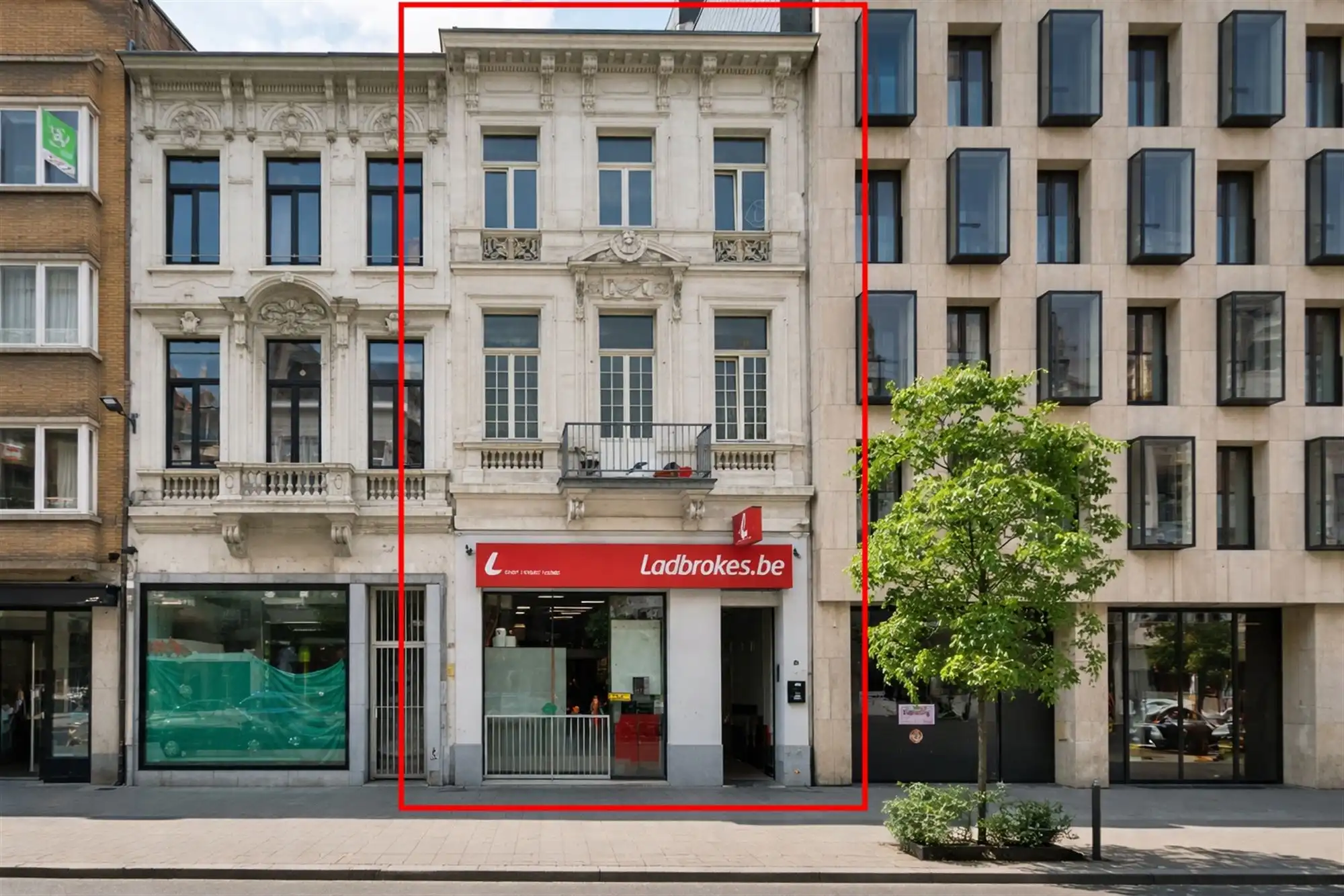 Investeringspand met volume en diverse ontwikkelingsopties foto {{pictureIndex}}