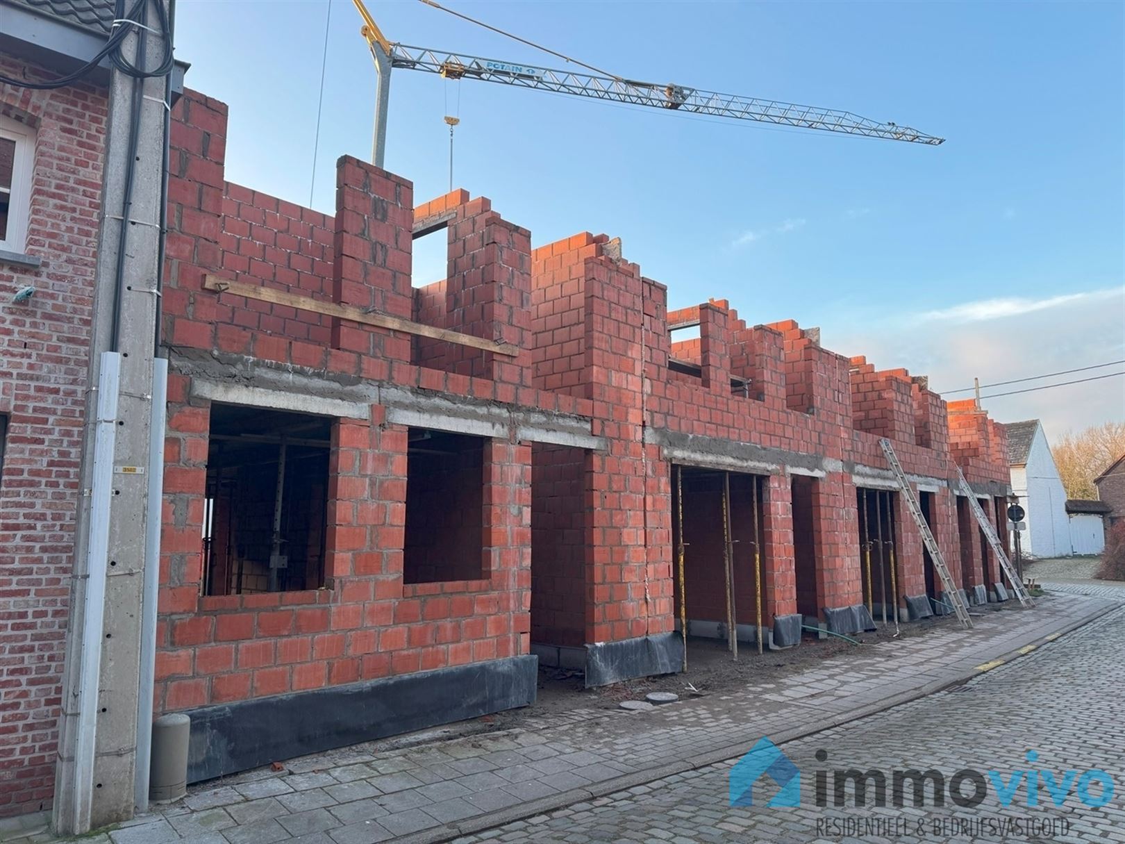 Nieuwbouw casco woning met 4 slpk's en tuin foto 11