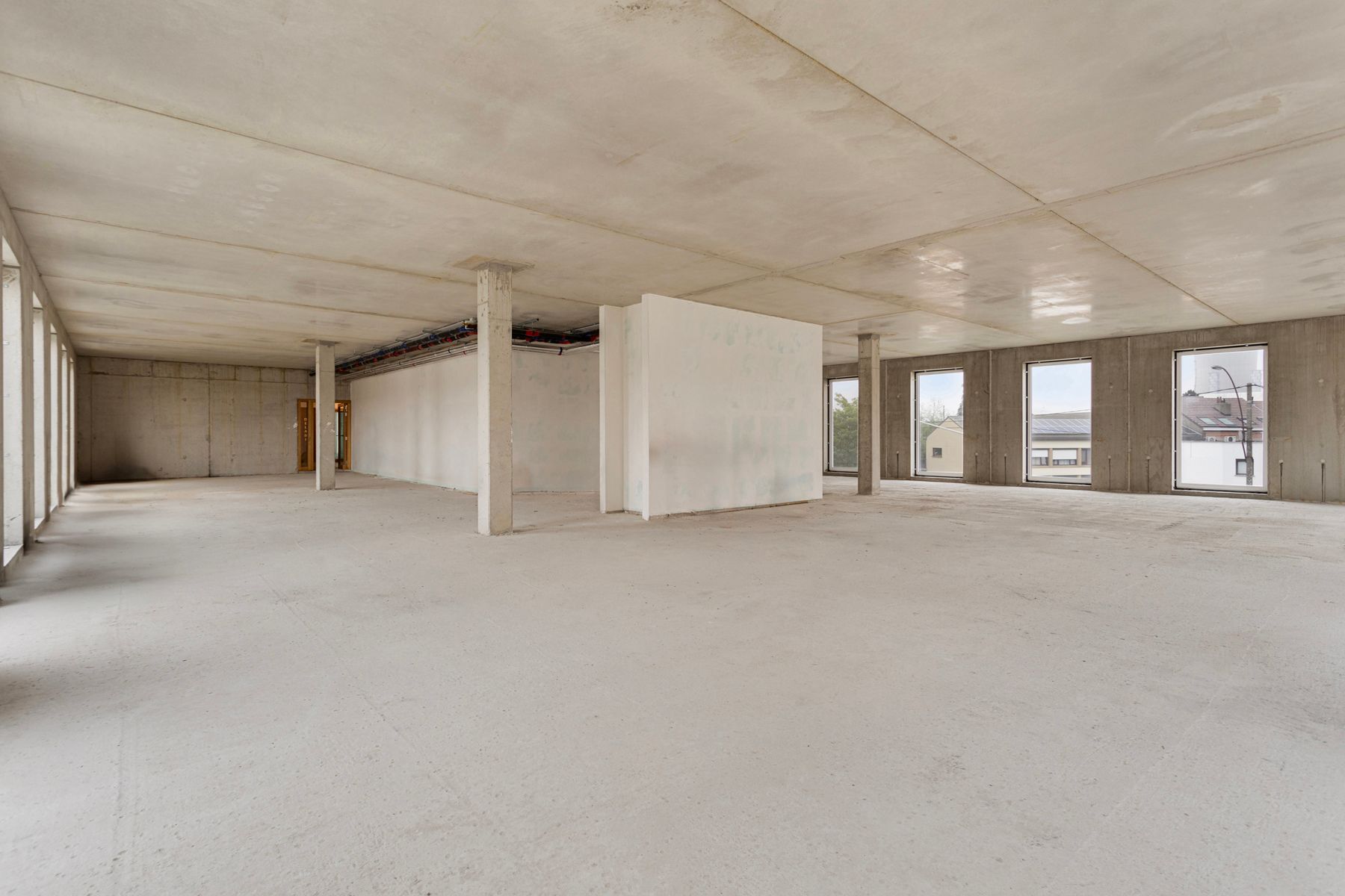 Nieuwbouw kantoorruimte met grote zichtbaarheid (267m²) foto 8