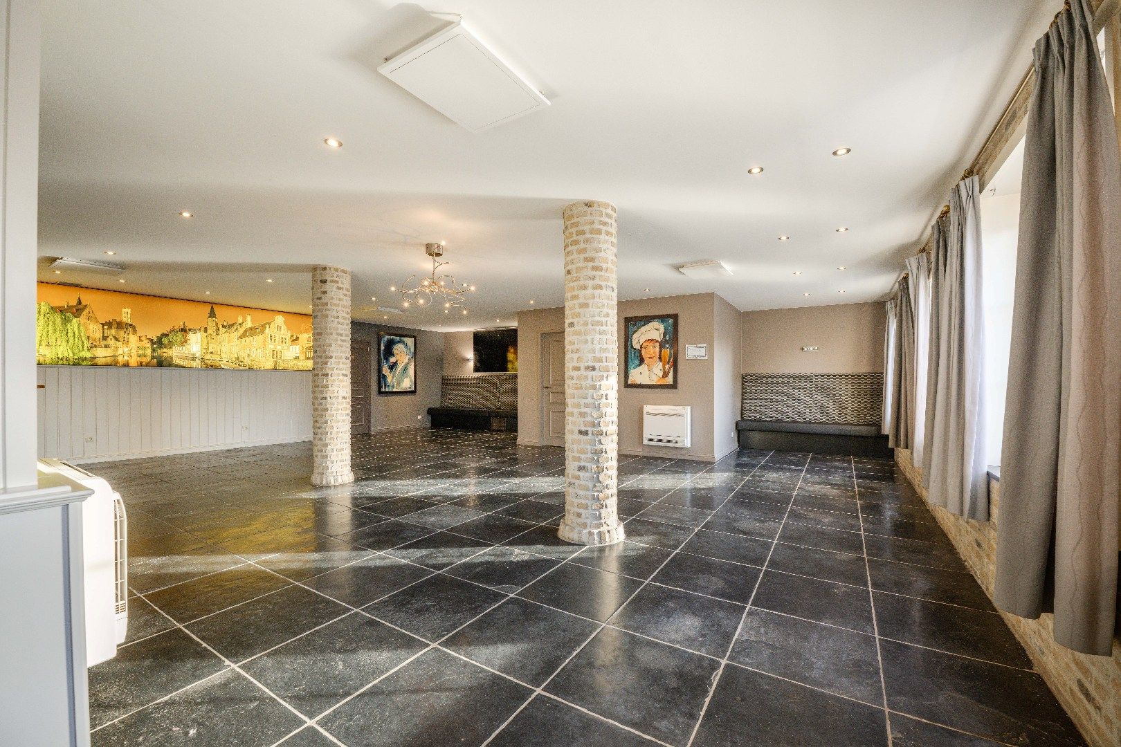 INSTAPKLAAR HANDELSHUIS (2009) OP GUNSTIGE LOCATIE!!!  foto 5