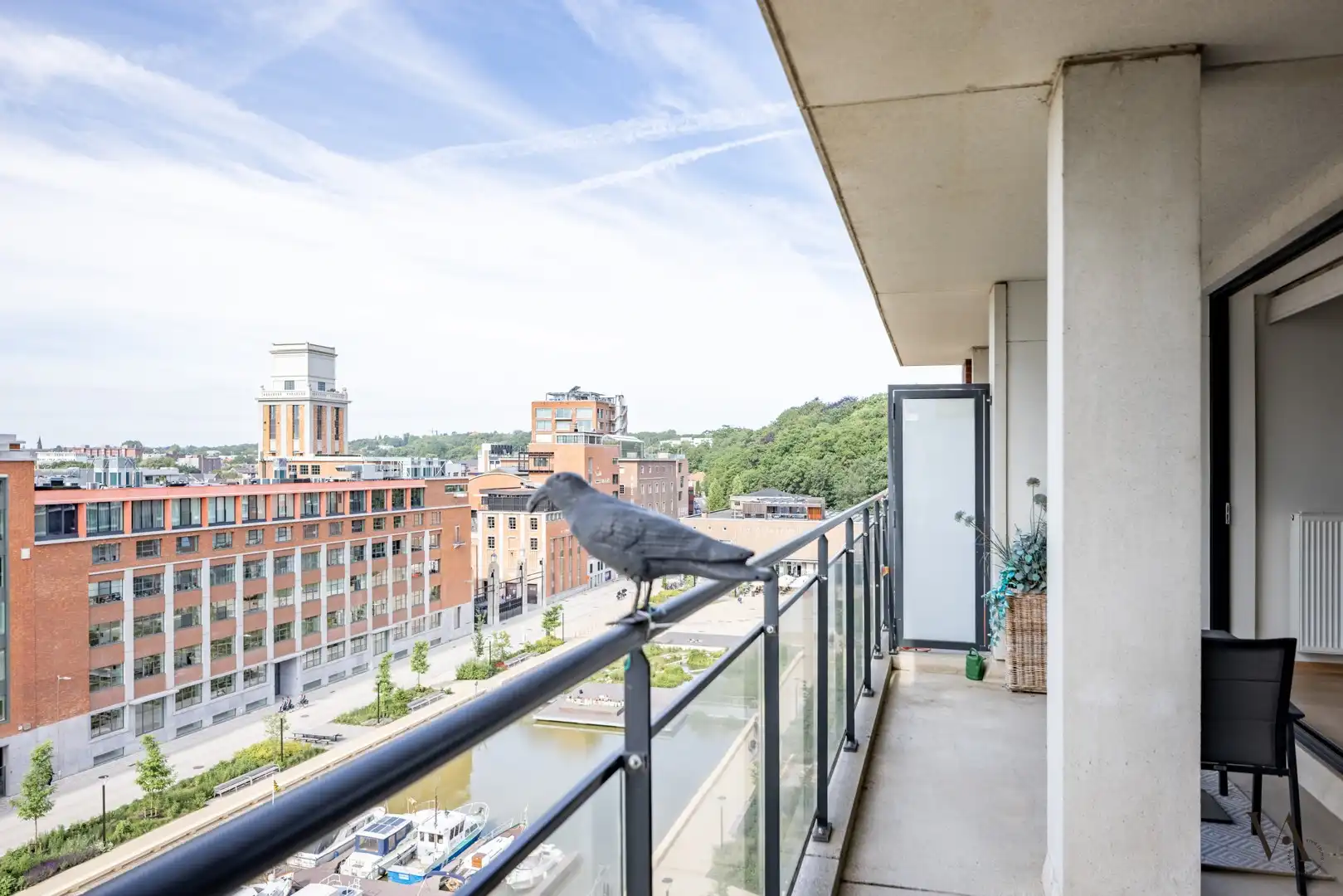 Ruim appartement met 2 slaapkamers en prachtig uitzicht over de jachthaven en het historische centrum foto 6