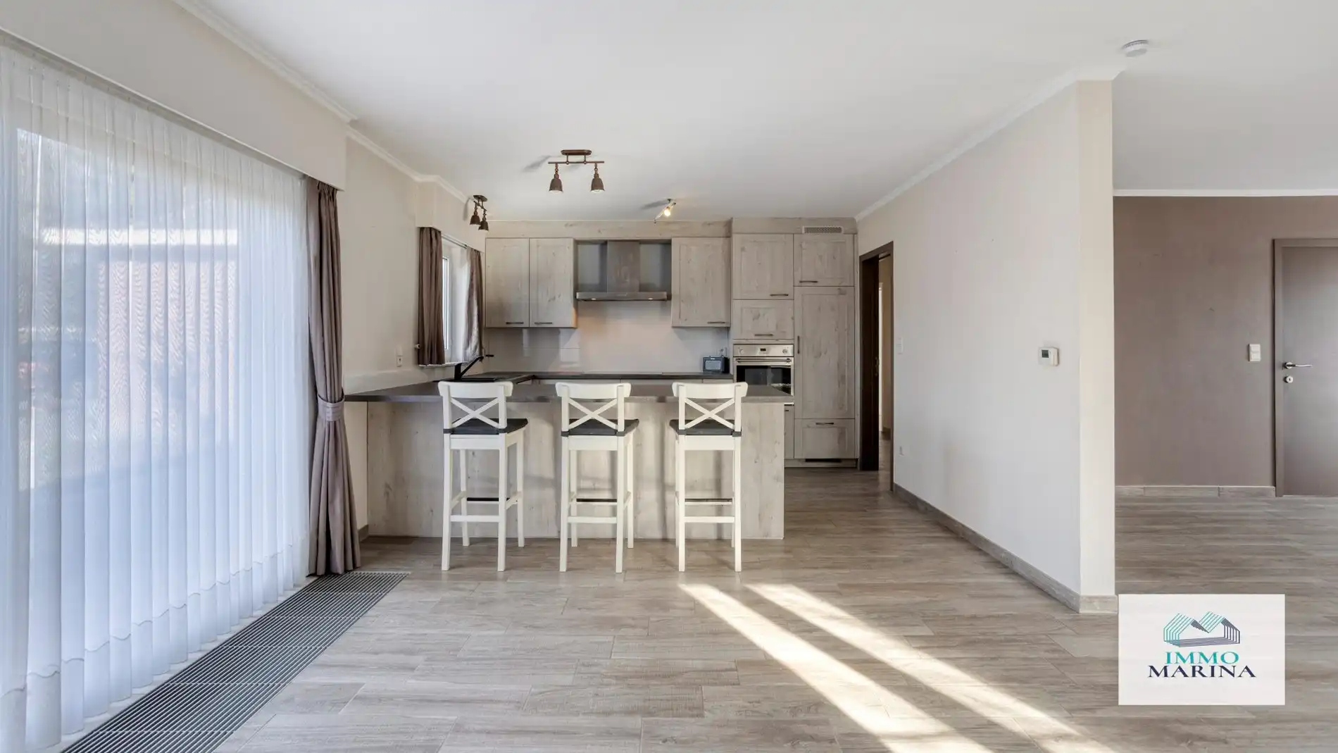 Gelijkvloerse woning met tuin en garage op 15a31ca foto 6