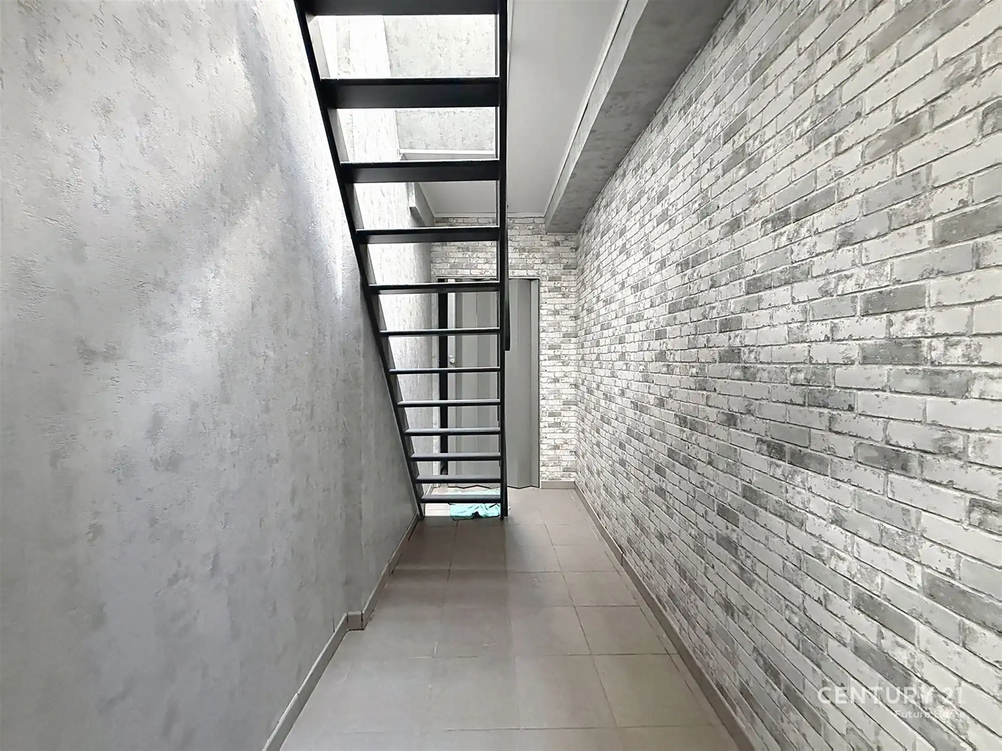 Charmante rijwoning te koop in Diest! foto 6