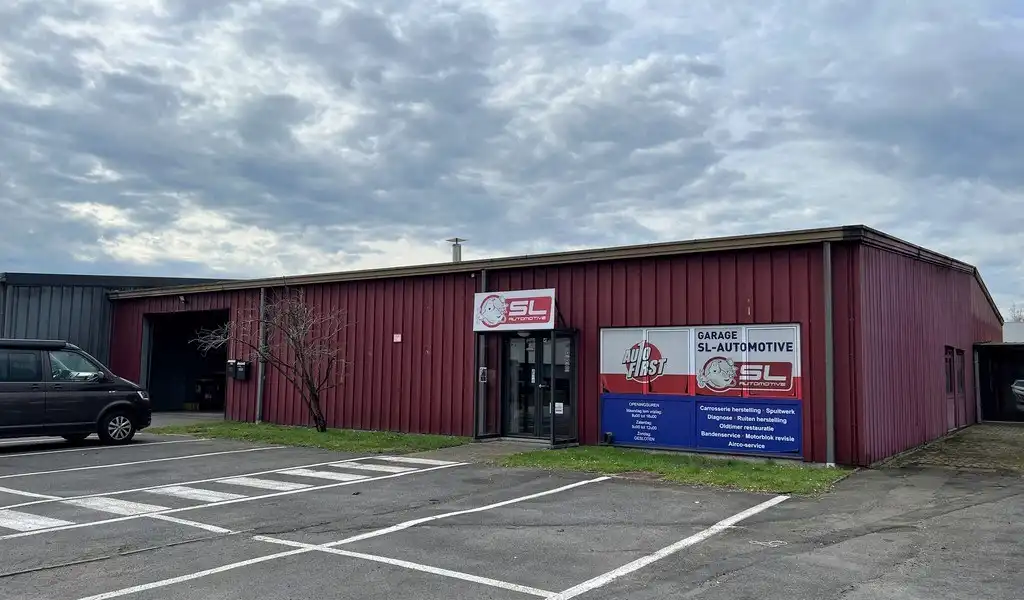 Bedrijfspand in bedrijvenzone aan Makro te Eke foto 14