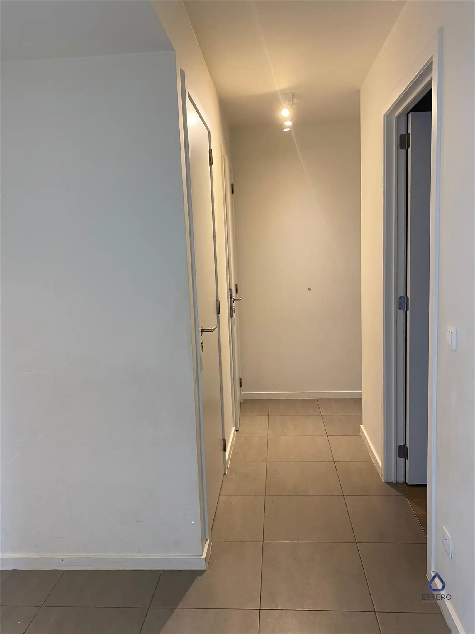 Hedendaags appartement met 2 slaapkamers te Evere foto 8