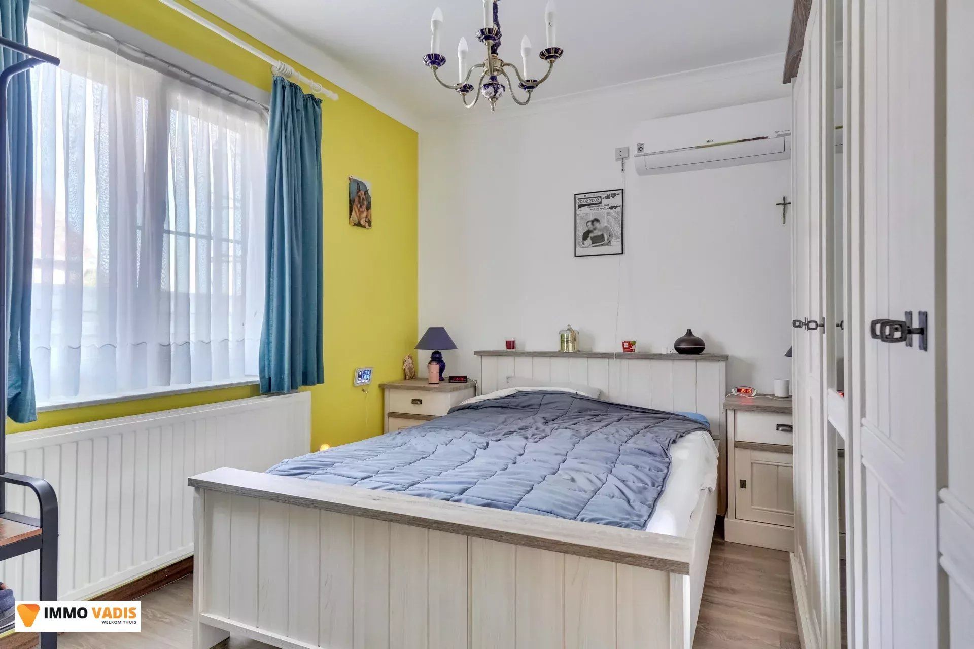 Te koop op lijfrente - Comfortabele villa met drie slaapkamers, twee garages en een magazijn. foto 16