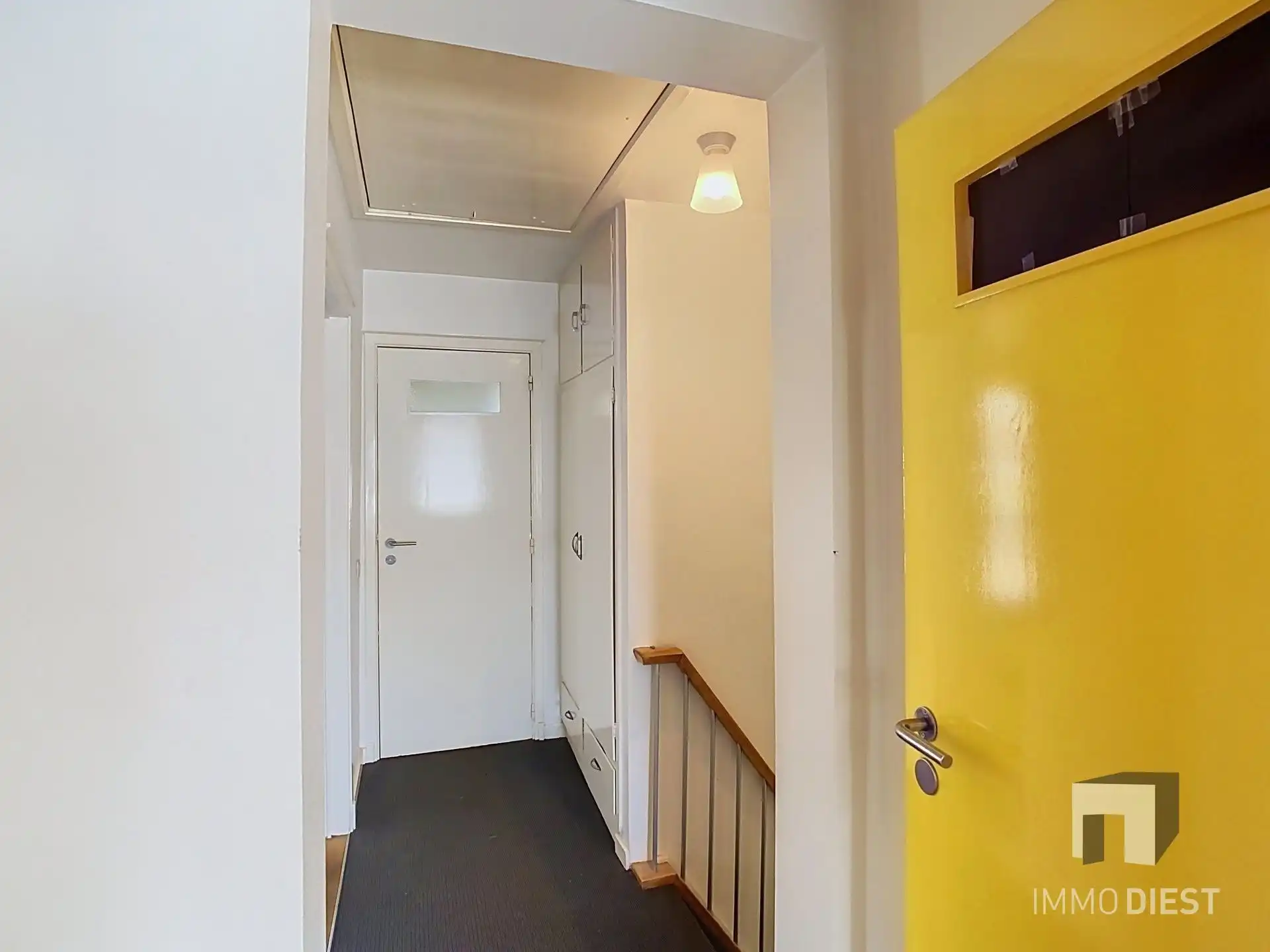 Lichtrijke gezinswoning met 3 slaapkamers op TOP-locatie.  foto 28
