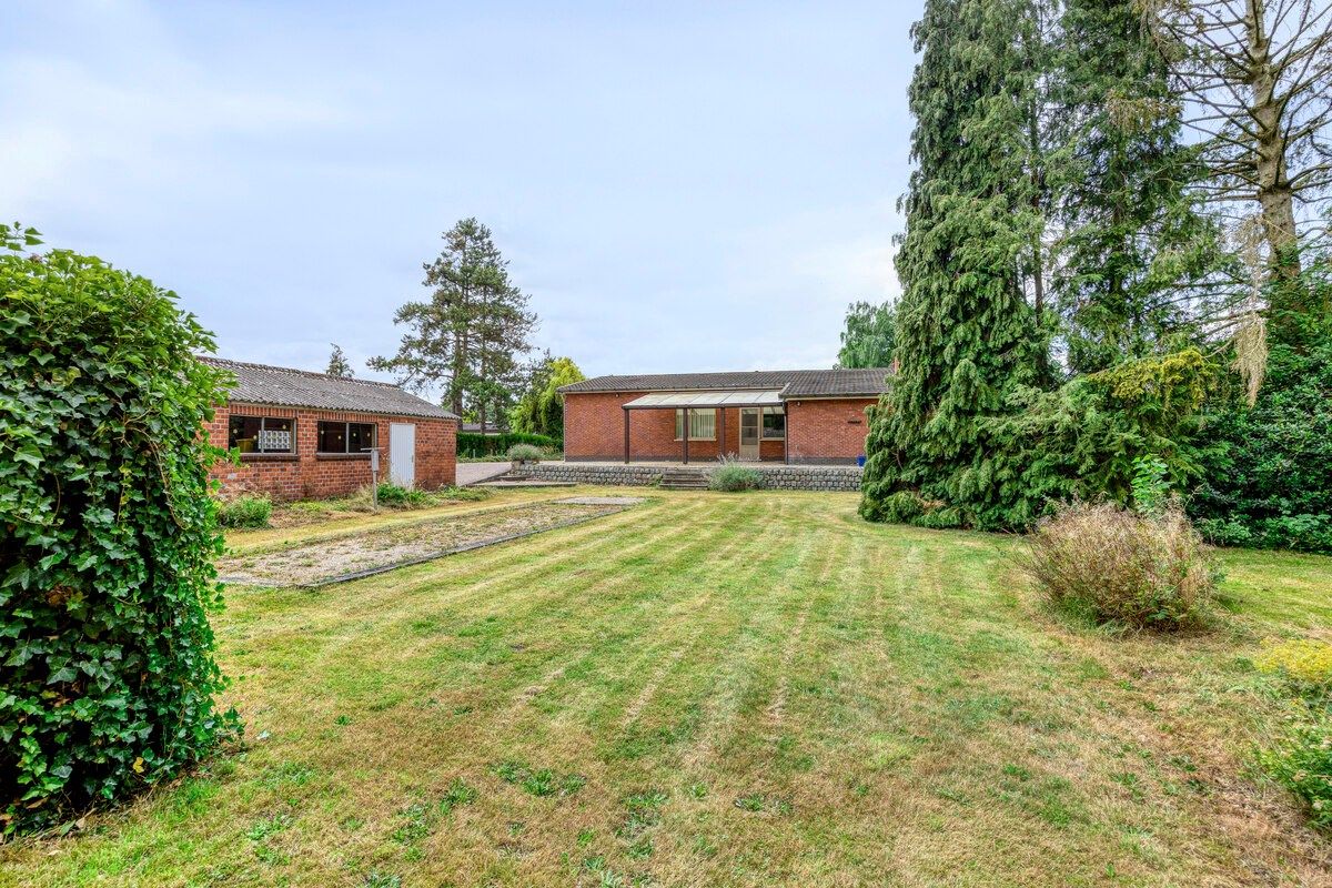 Ruim ingedeelde gelijkvloers woning met 4 slpks en bijgebouw/stal op 32 are foto 29