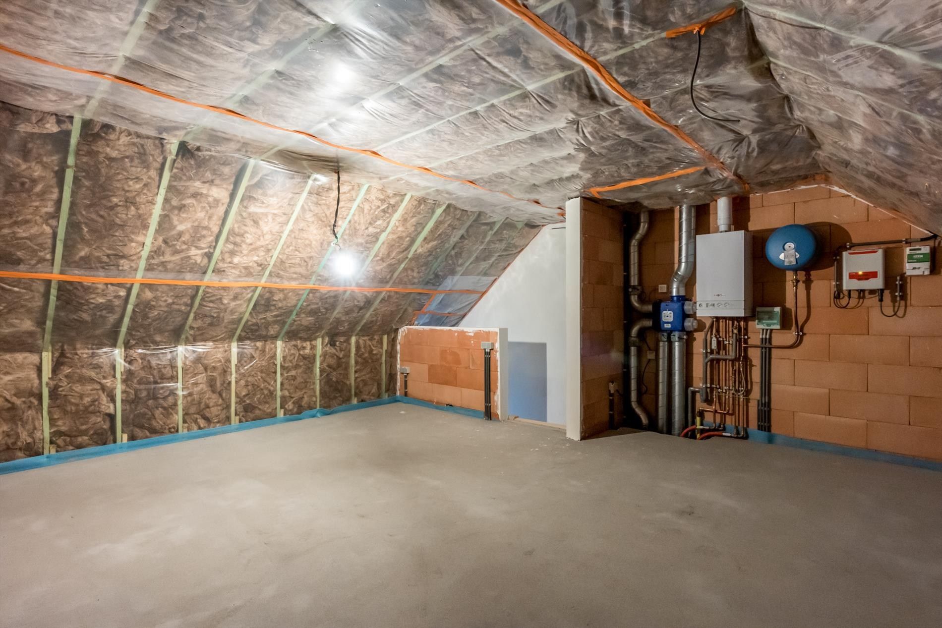 Ruime instapklare woning met 4 slpks nabij het centrum van Balen ! foto 17