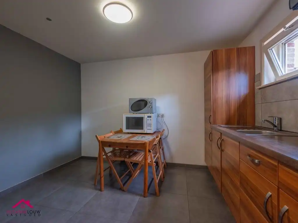Riante vrijstaande woning met praktijkruimte foto 41