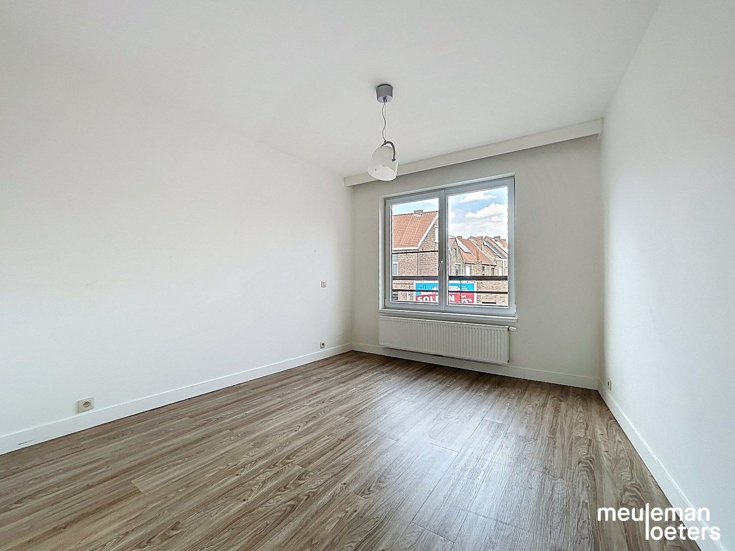 Lichtrijk appartement met drie slaapkamers foto 7