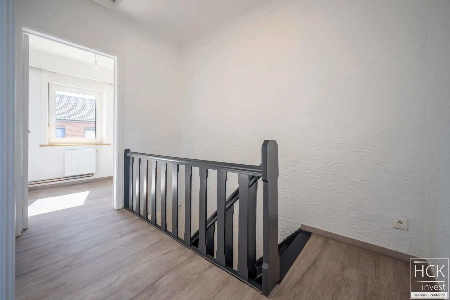 SINT-BAAFS-VIJVE - Instapklare woning met 3 SLPK, én uitweg achteraan foto 14