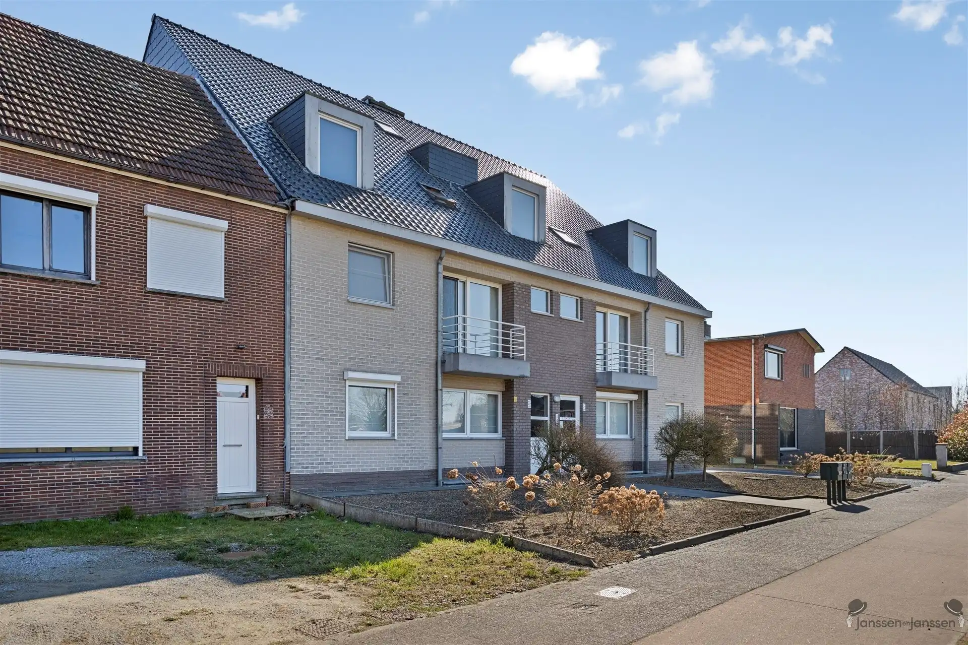 Duplex appartement met 3 slaapkamers foto 2