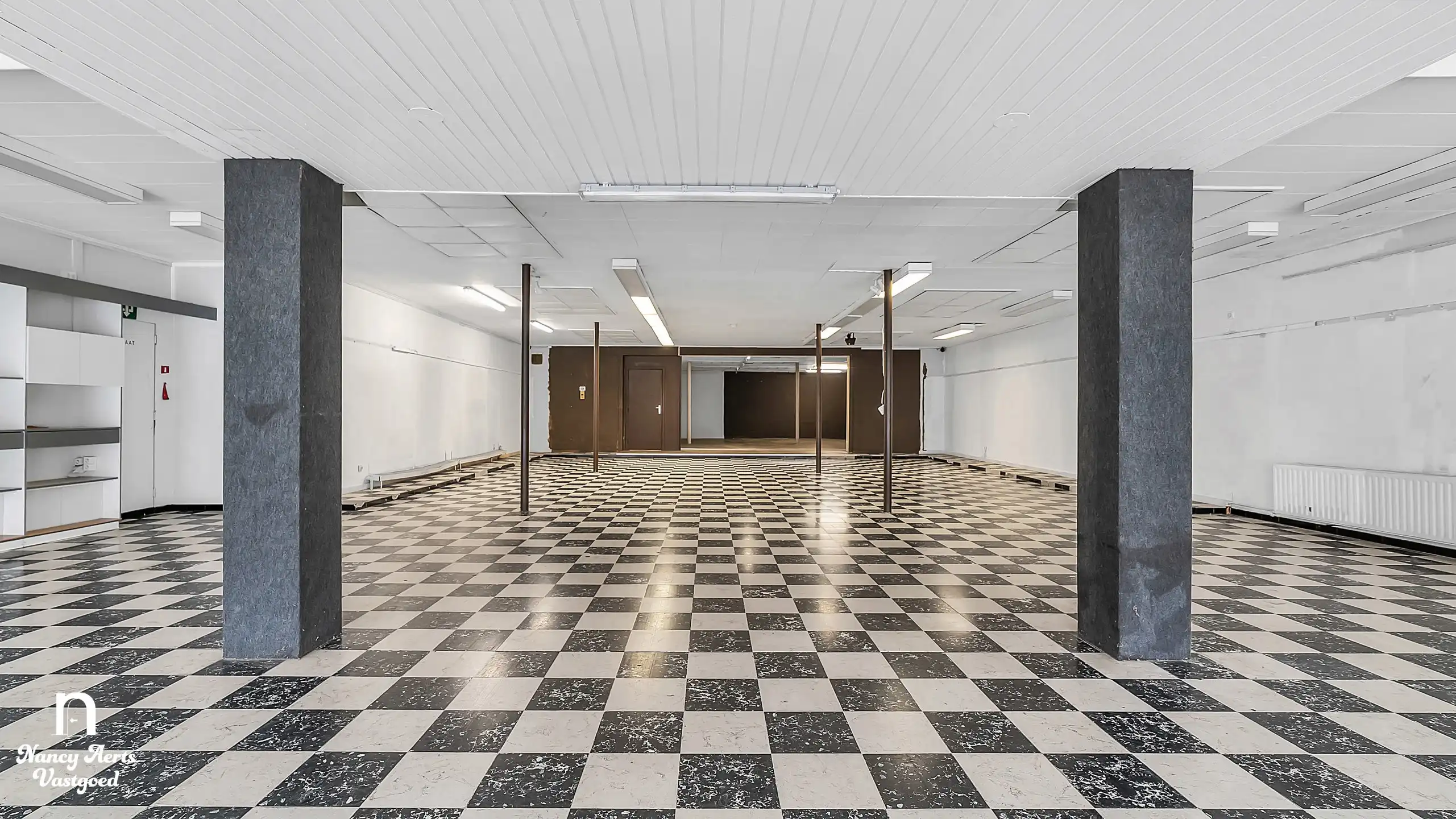 Handelspand van 395 m² in het centrum van Beringen foto 7