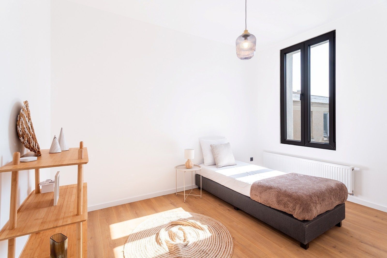 Volledig gerenoveerde, instapklare woning (196 m²) met 5 slaapkamers, moderne keuken & tuin foto 16