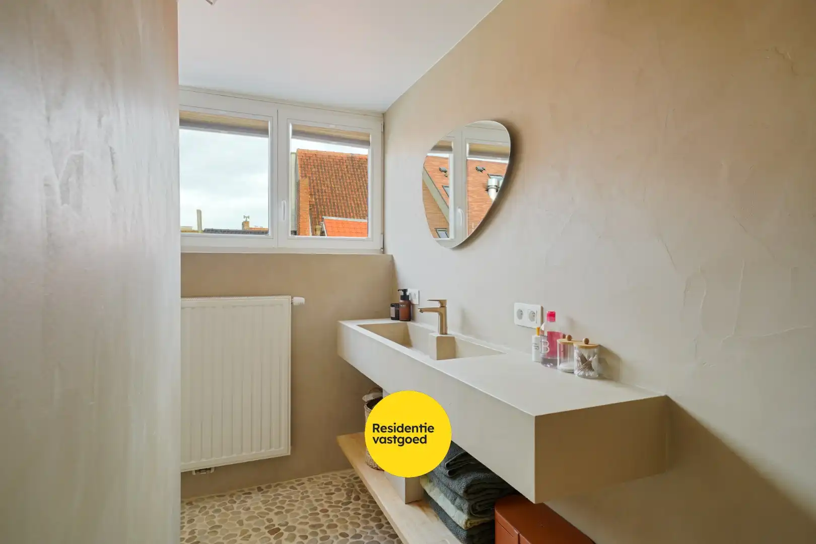 Stijlvol gerenoveerd appartement met karakter in het historisch centrum van Oostende foto 18