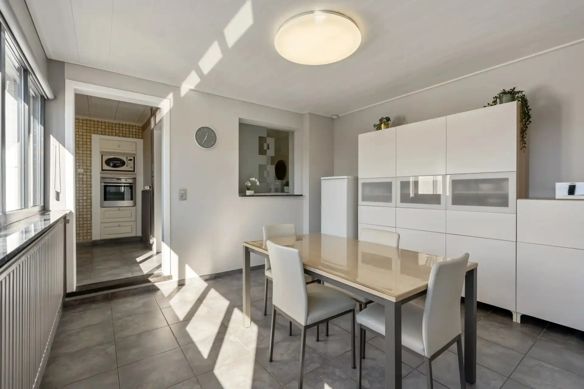 Vernieuwde woning te Helchteren foto 9