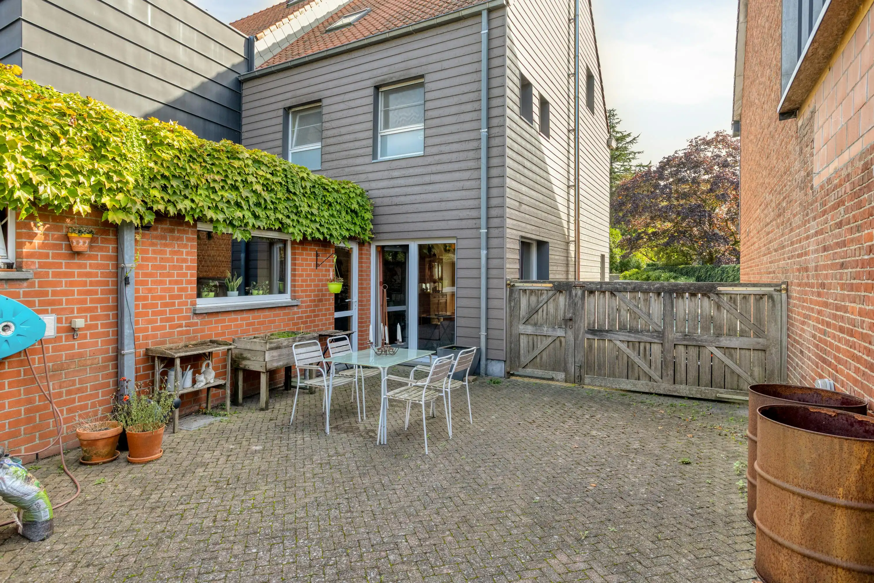 Half open woning met bijgebouw van 60 m2 foto 20