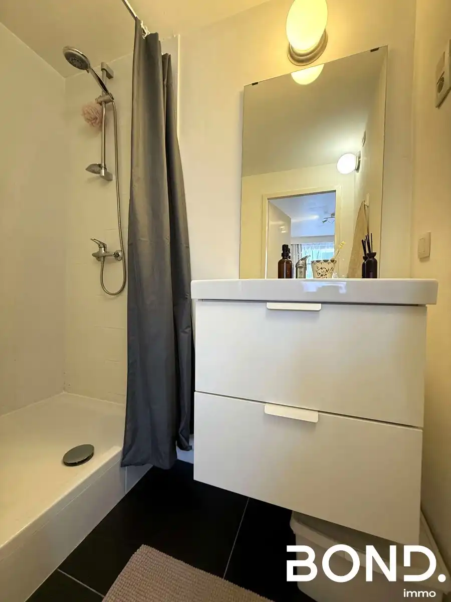 Gerenoveerde studentenstudio te koop in Leuven centrum foto 8