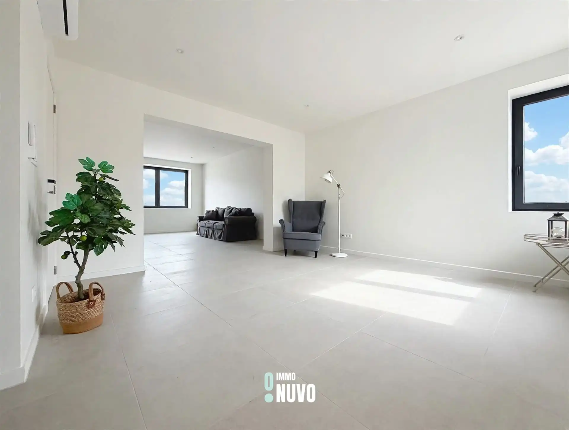 Woning met loods foto 6