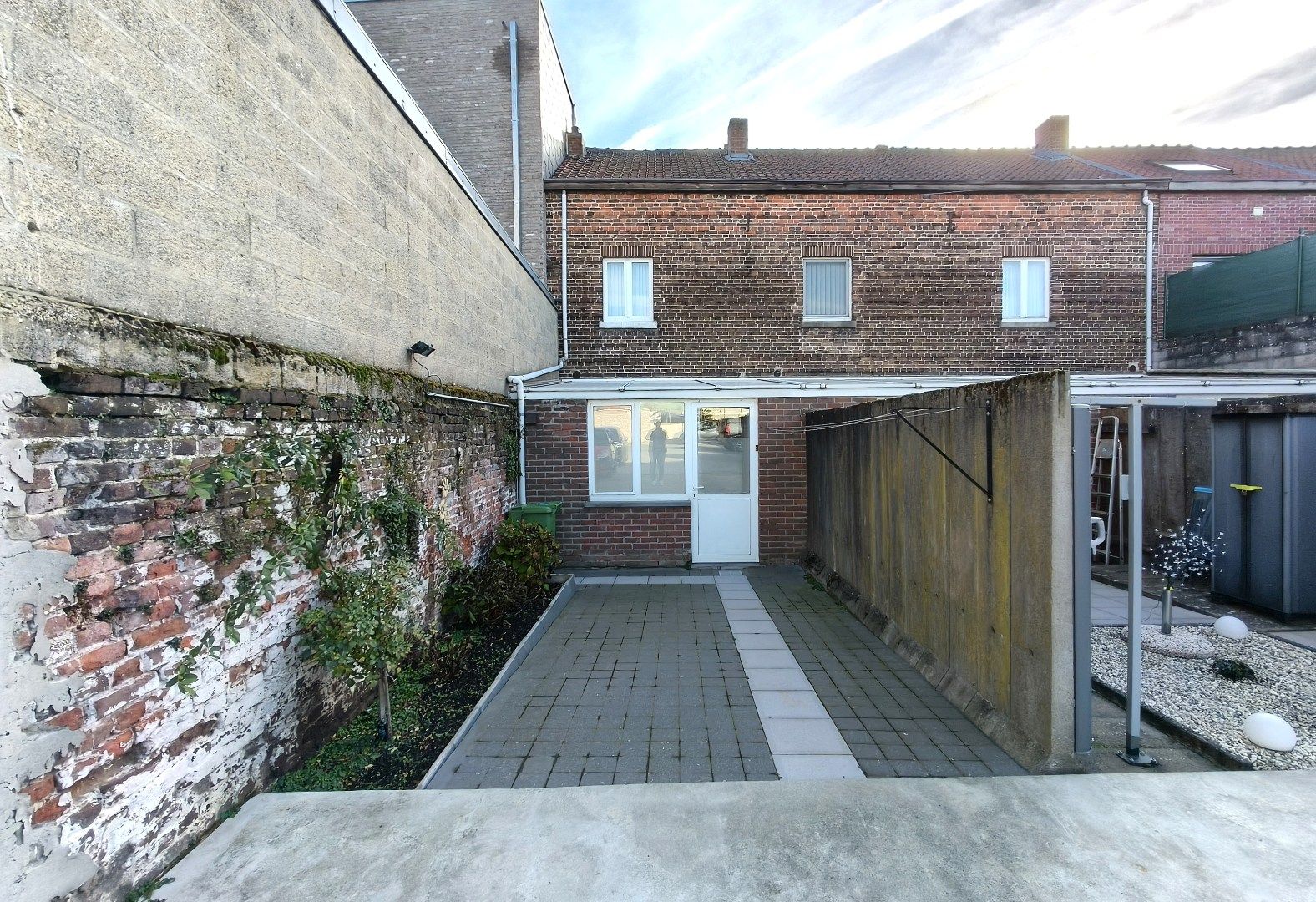 GEZELLIGE WONING MET KOER foto 2