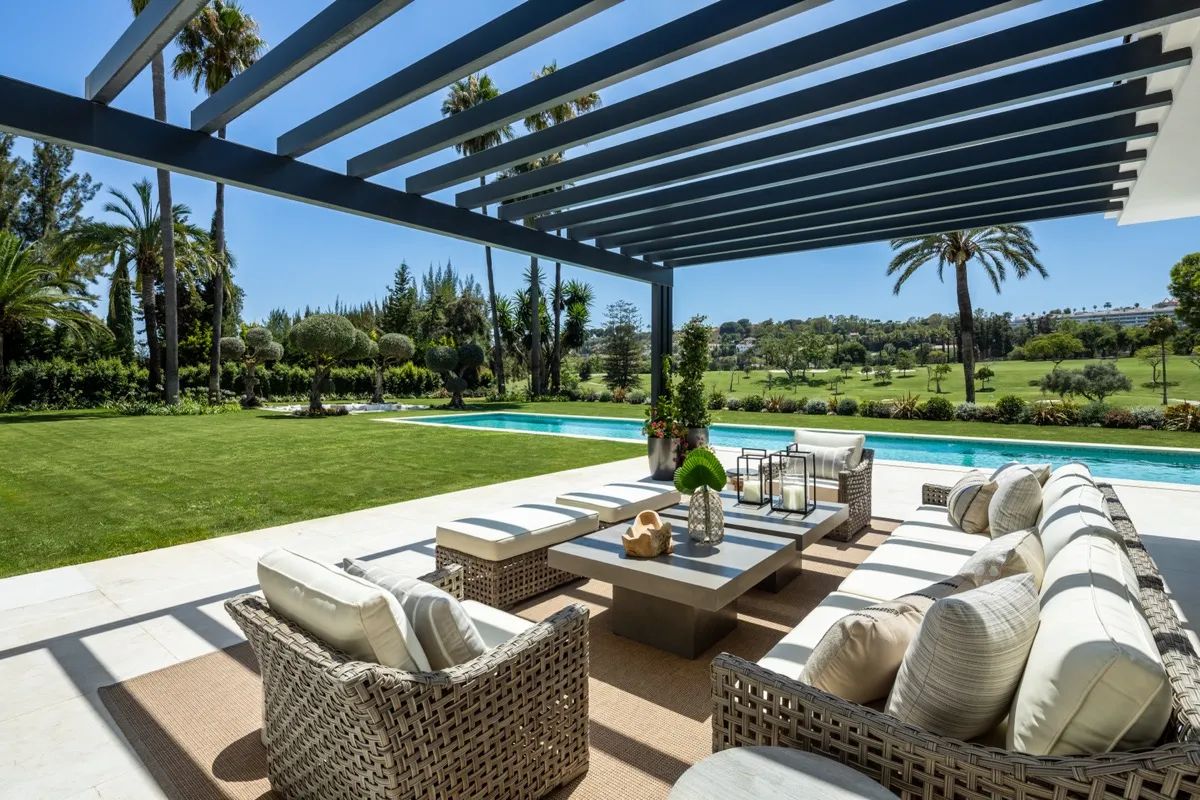Leven aan de top: exclusieve frontline golfvilla met adembenemend uitzicht en ultieme luxe in Nueva Andalucía foto 20