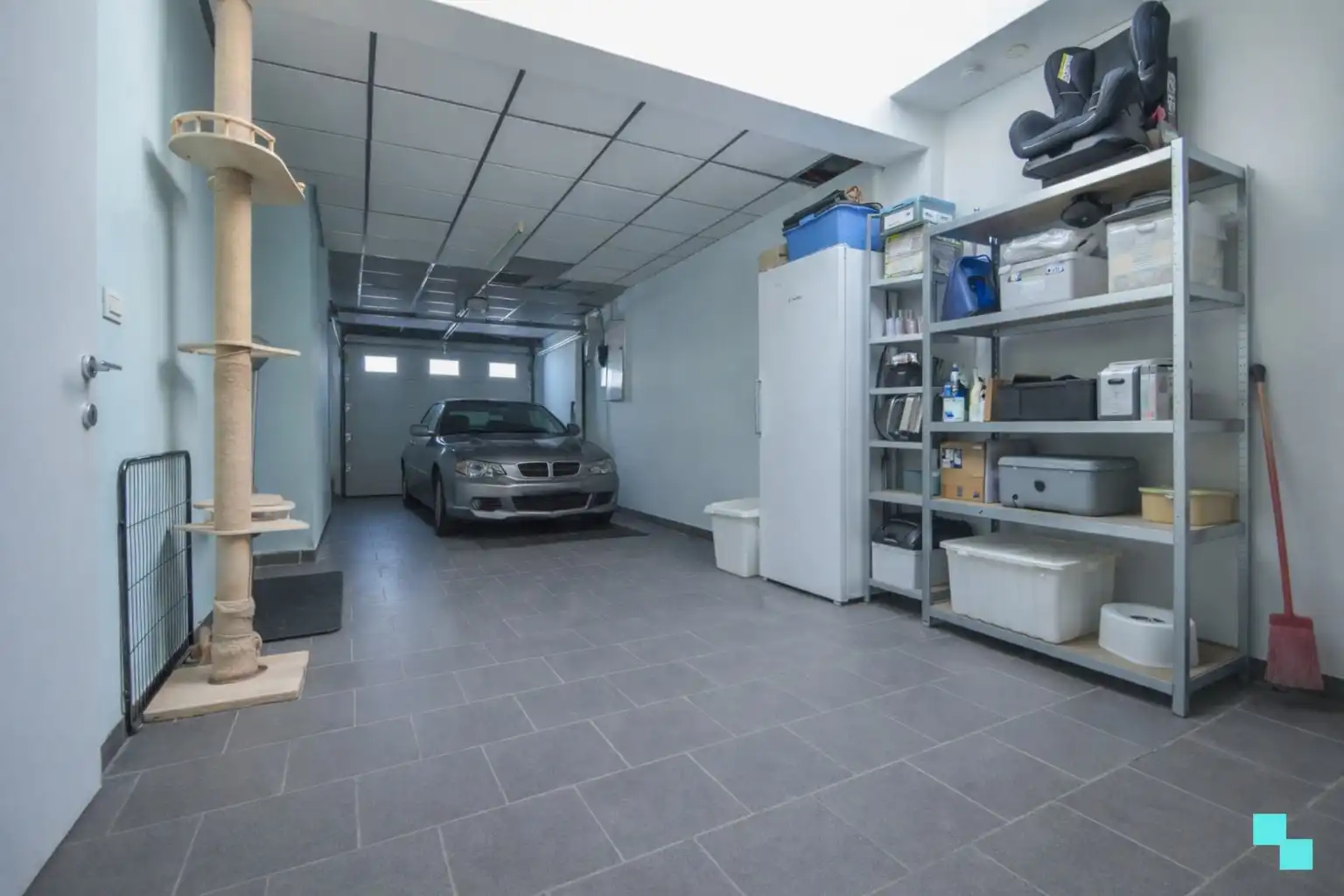 Verrassend ruime gezinswoning in hartje Roeselare foto 19