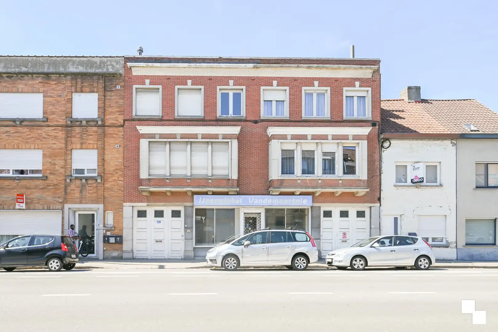 Kantoorruimte met opslagruimte en kelder op toplocatie te Kortrijk foto 25