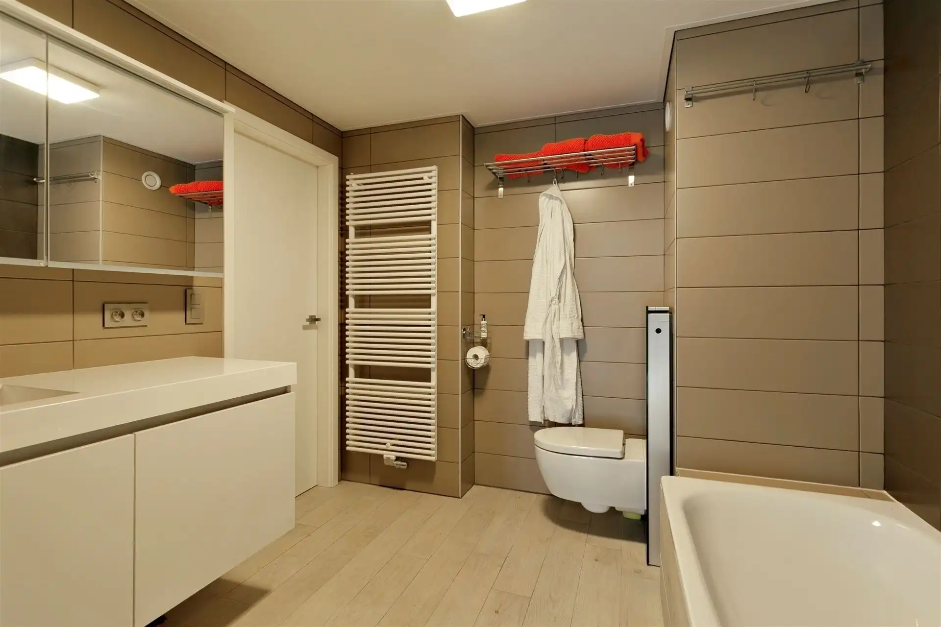 LUXUEUS / JACHTHAVEN foto 14