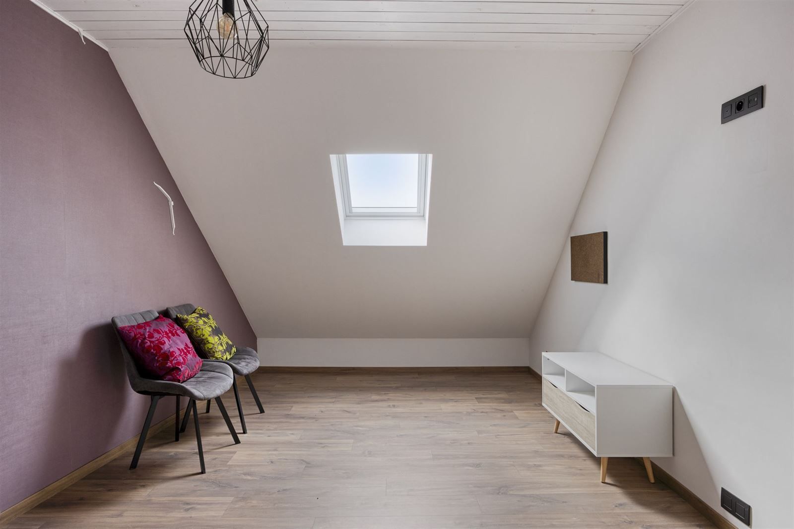 Woning met ruime loods te koop foto 28