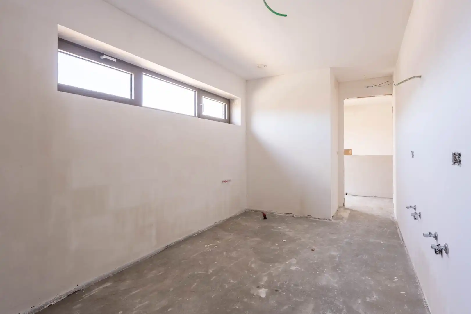 Vrijstaande, rustig gelegen CASCO + afgewerkte woning in een moderne bouwstijl op een fraai perceel op een rustige locatie!  foto 11