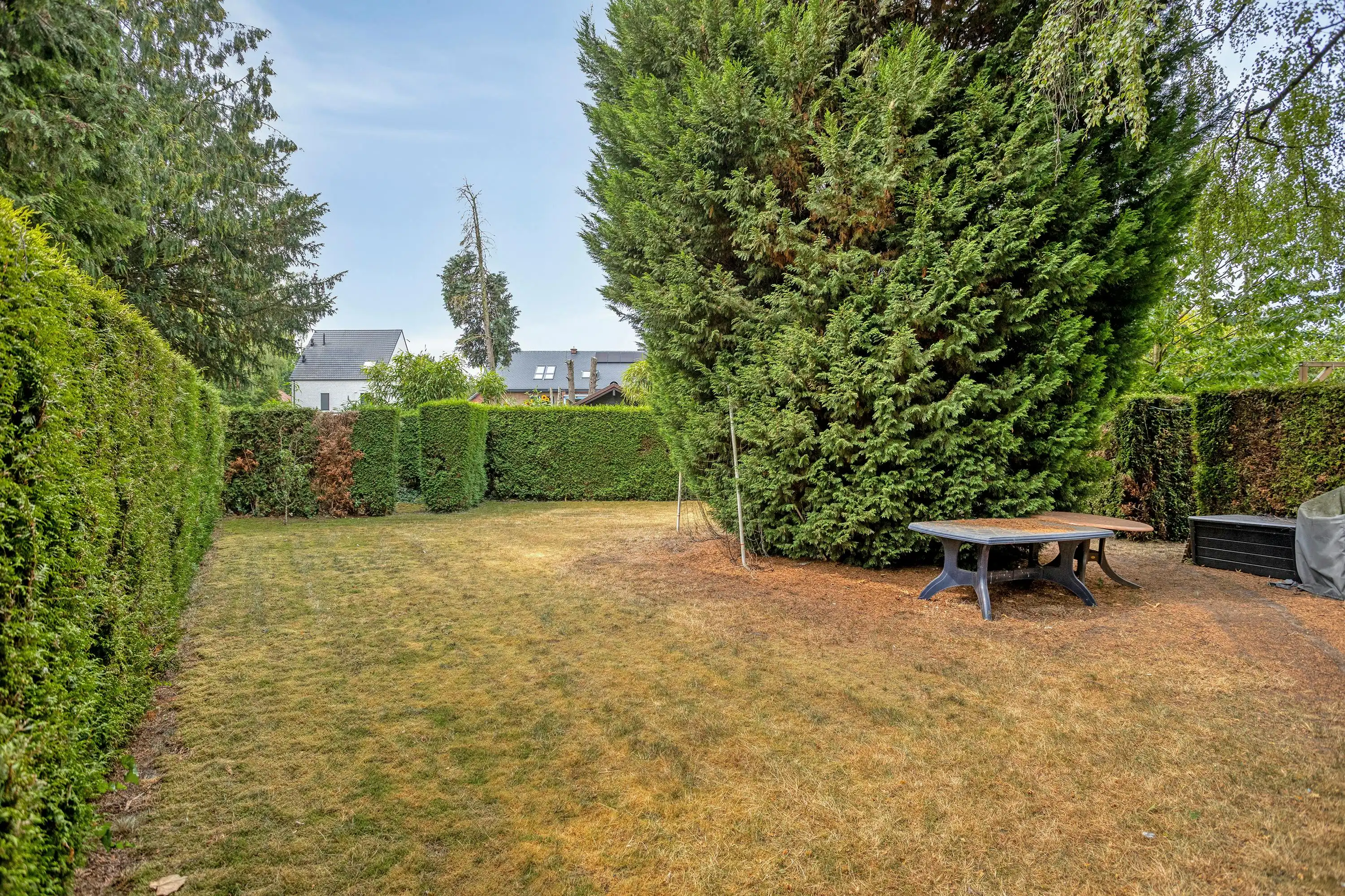 Instapklare gezinswoning met 4 slaapkamers en tuin te Kuringen foto 31